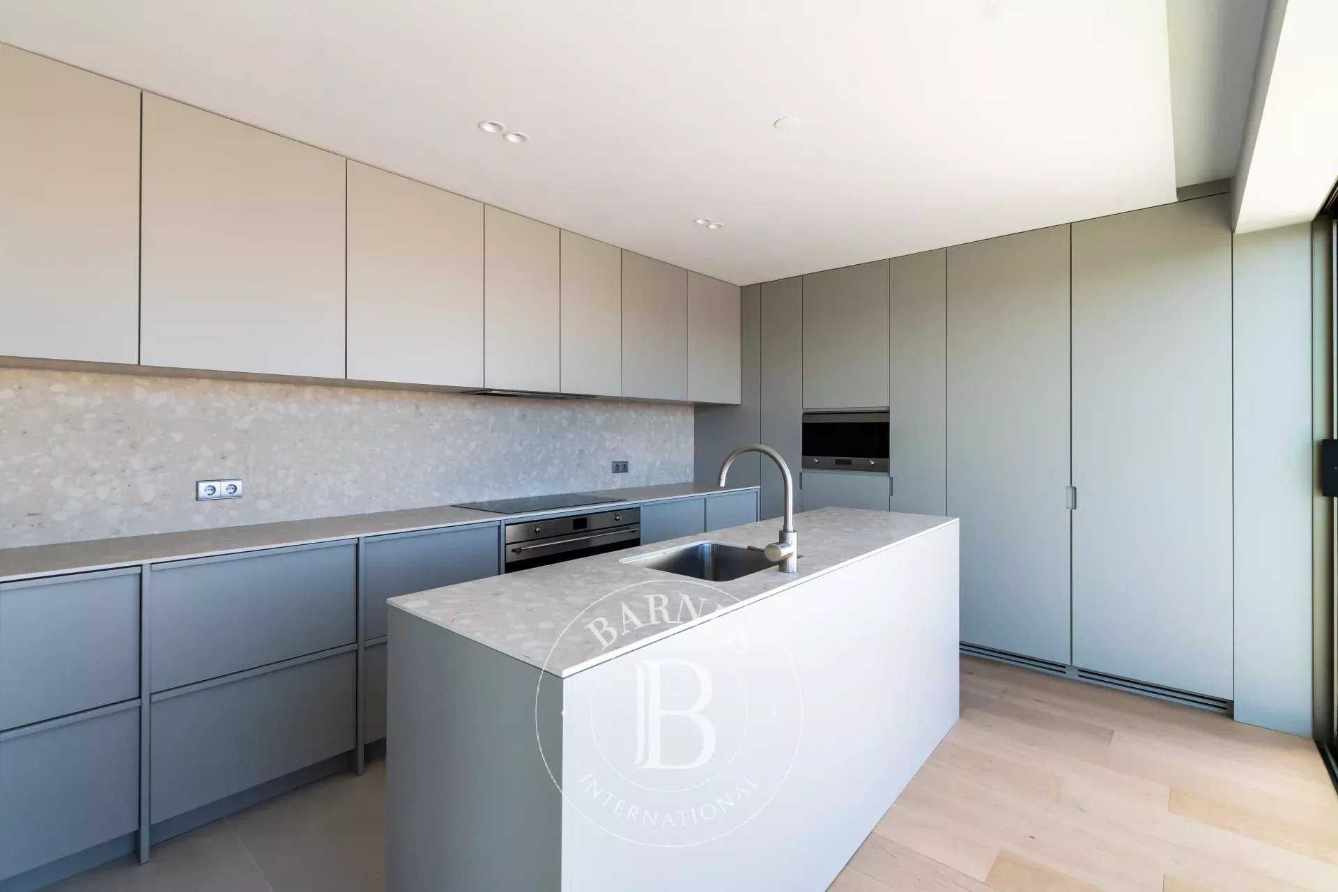 Avenidas Novas  - Penthouse 5 Pi&egrave;ces 4 Chambres