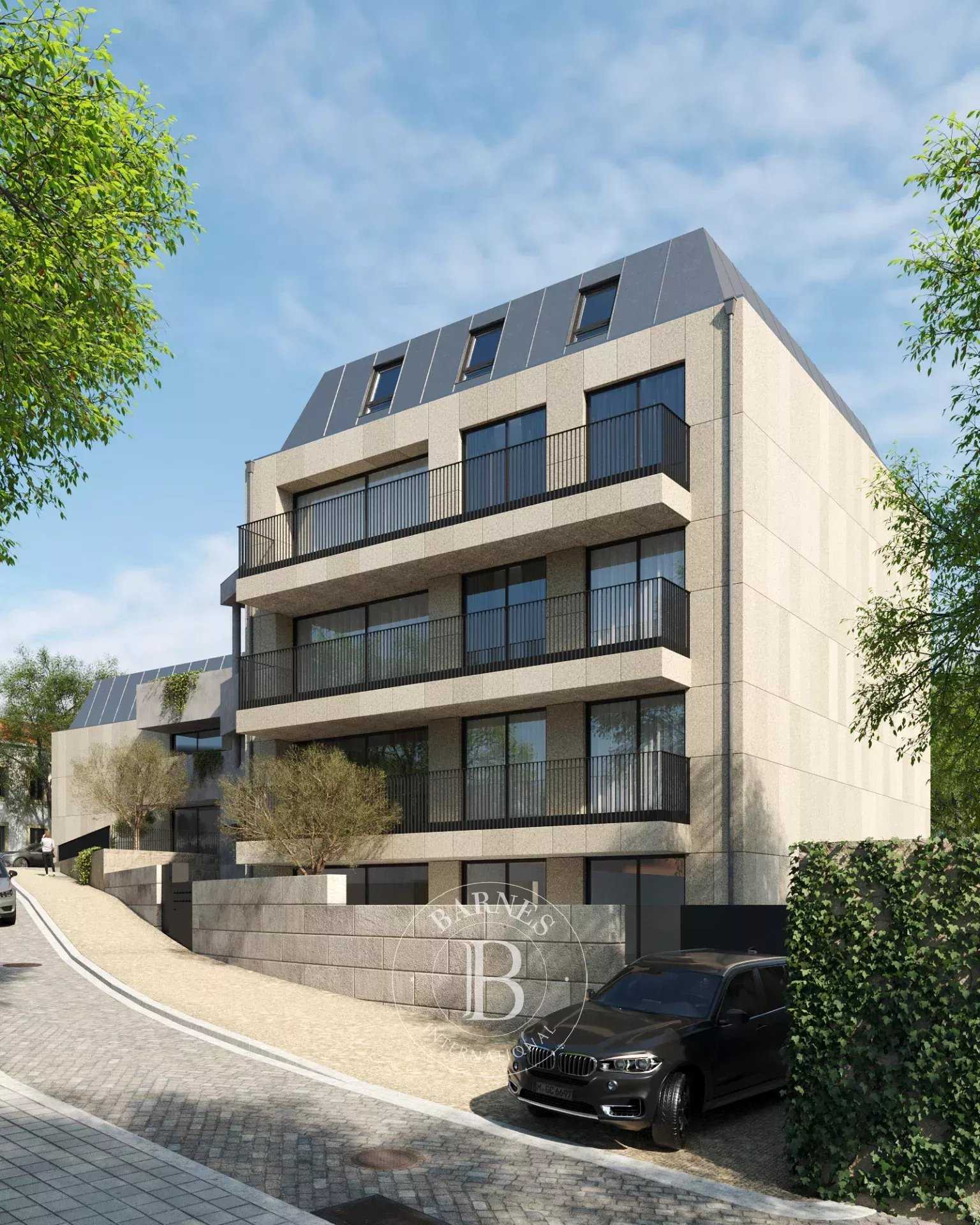 Porto  - Piso 2 Cuartos, 1 Habitacion