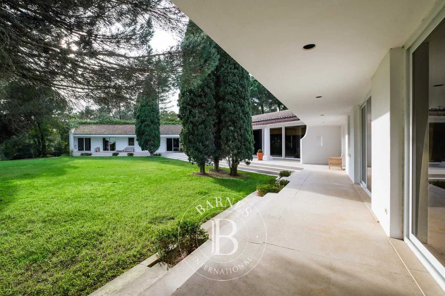 Cascais e Estoril  - House 8 Bedrooms