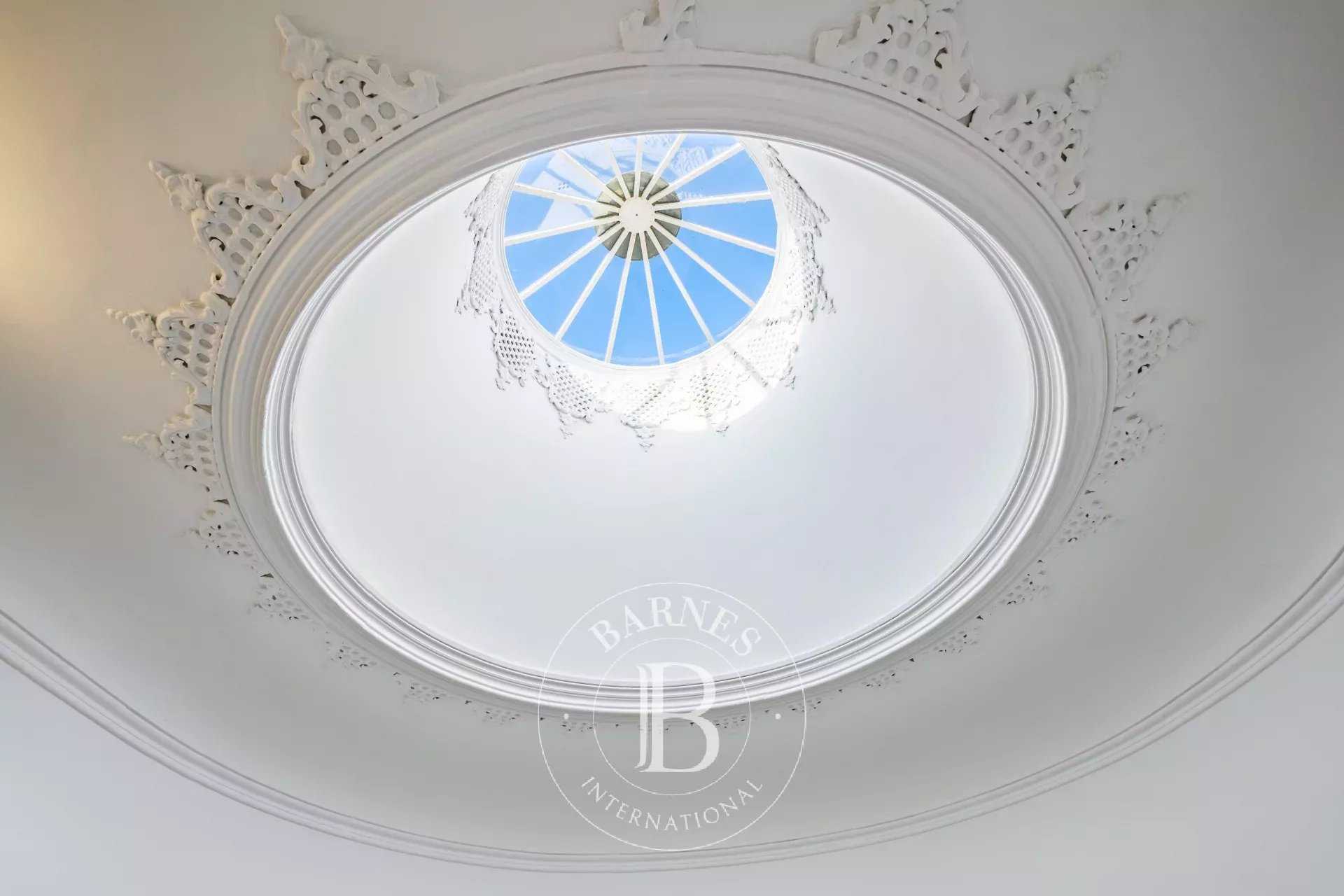 Santa Maria Maior  - Building 7 Bedrooms