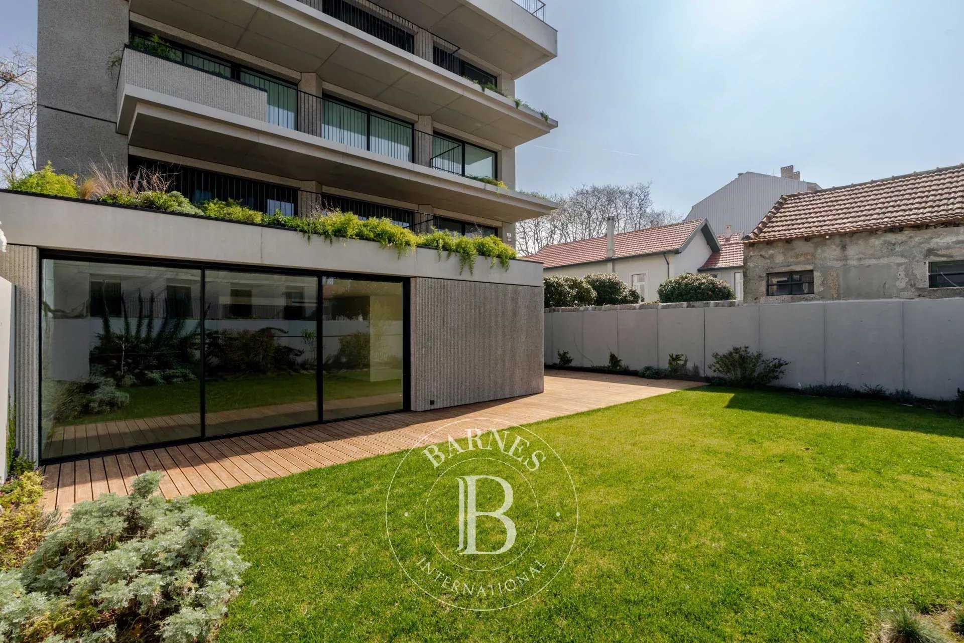 Porto  - Apartment 4 Bedrooms