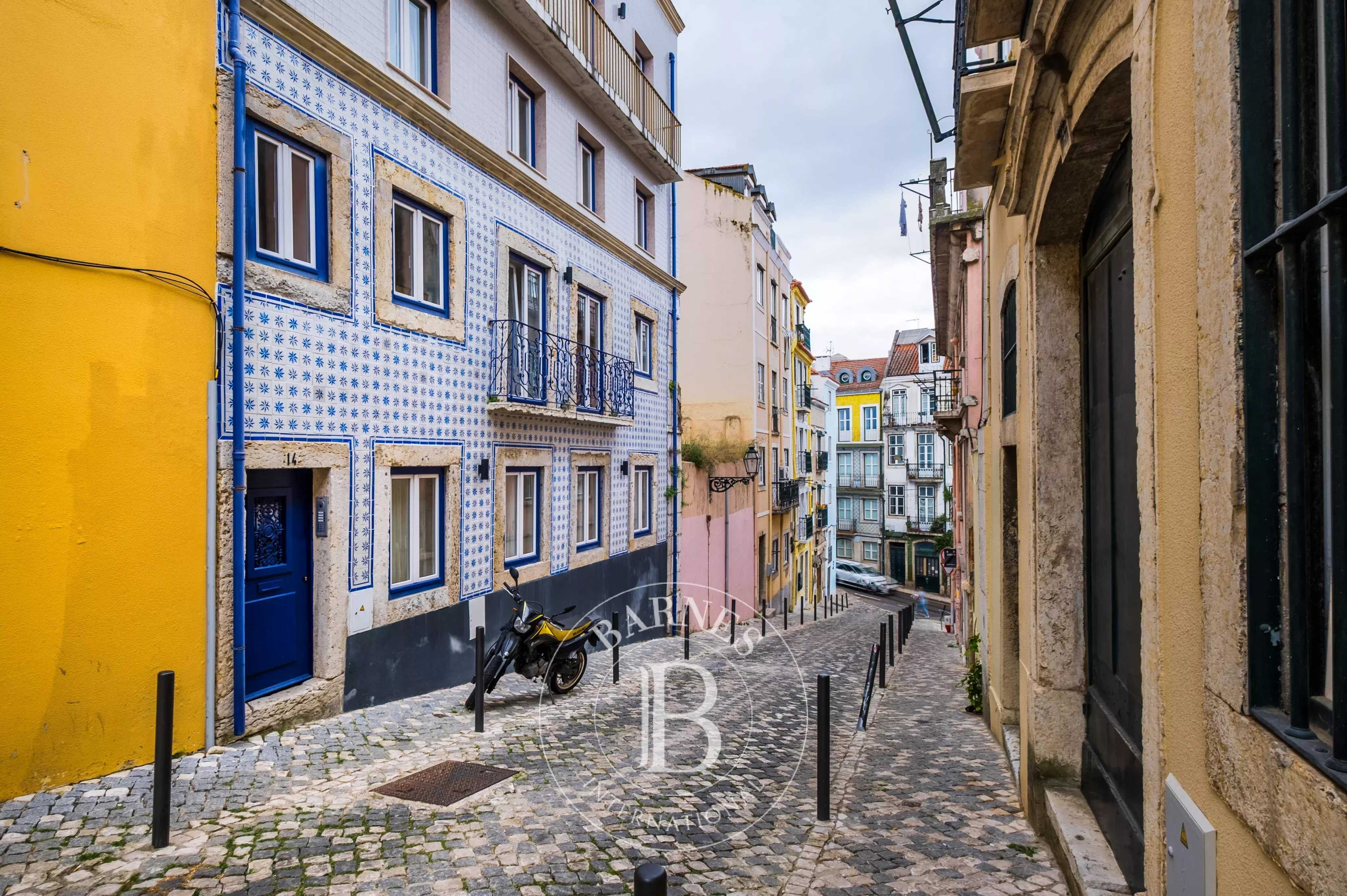 Immeuble Lisboa  -  ref 86823659 (picture 1)