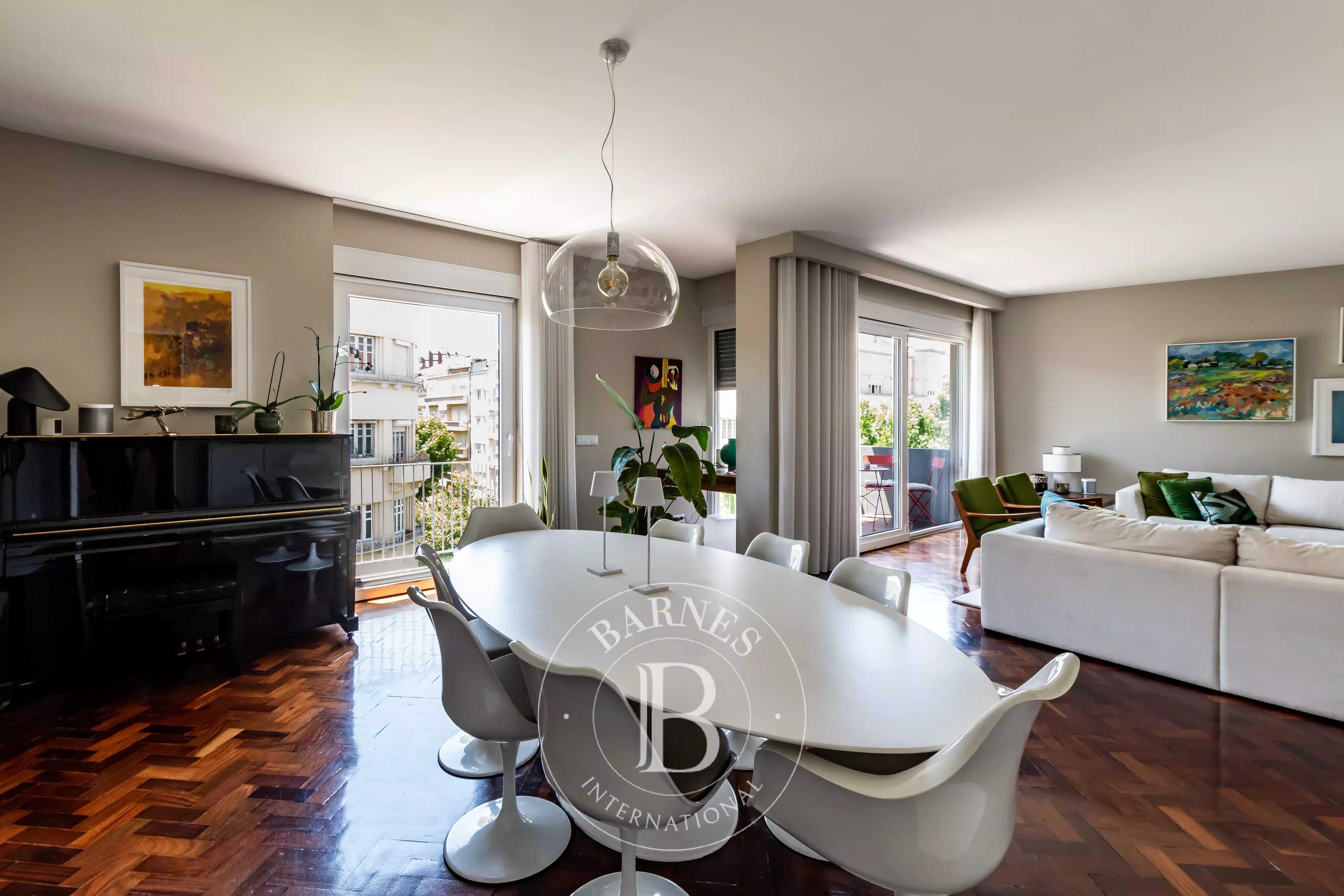 Appartement Avenidas Novas  -  ref 87031054 (picture 1)
