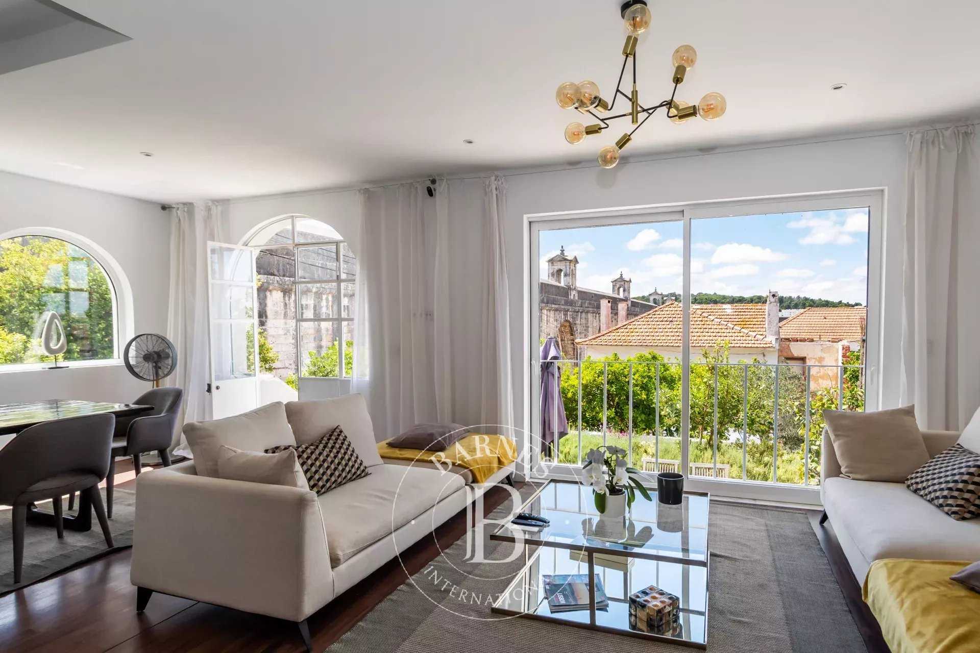 Maison Lisboa  -  ref 86333323 (picture 1)