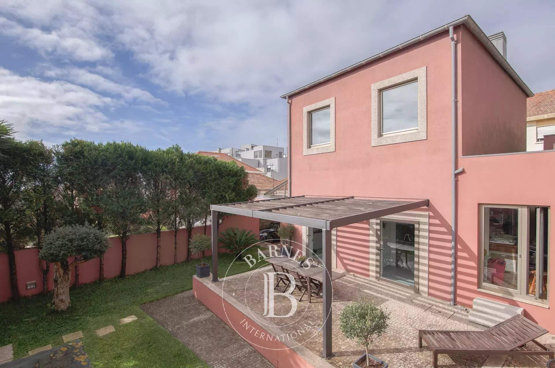 Matosinhos e Leça da Palmeira  - Casa 4 Cuartos 3 Habitaciones - picture 1