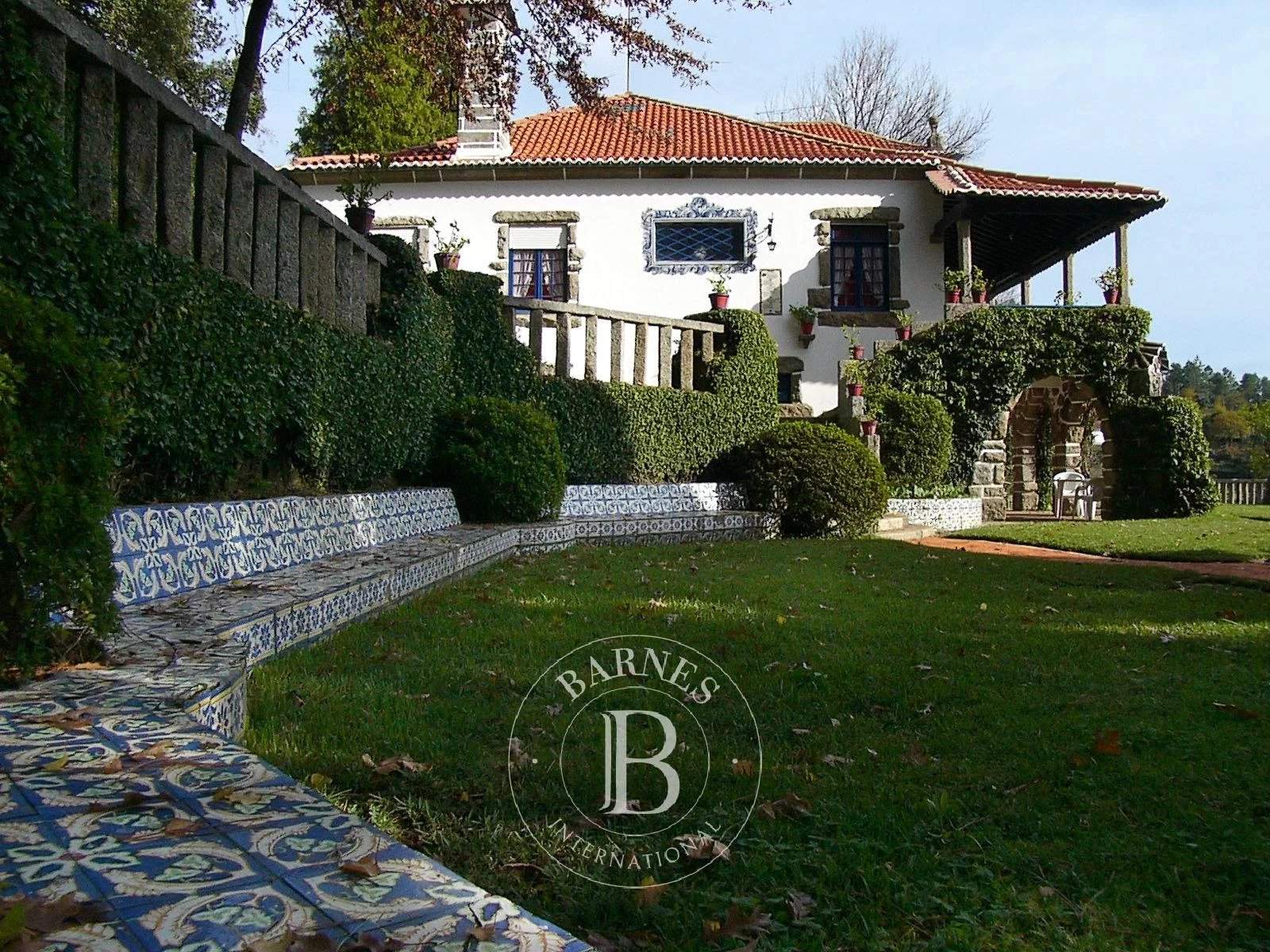 Barcelos  - House 6 Bedrooms - picture 16