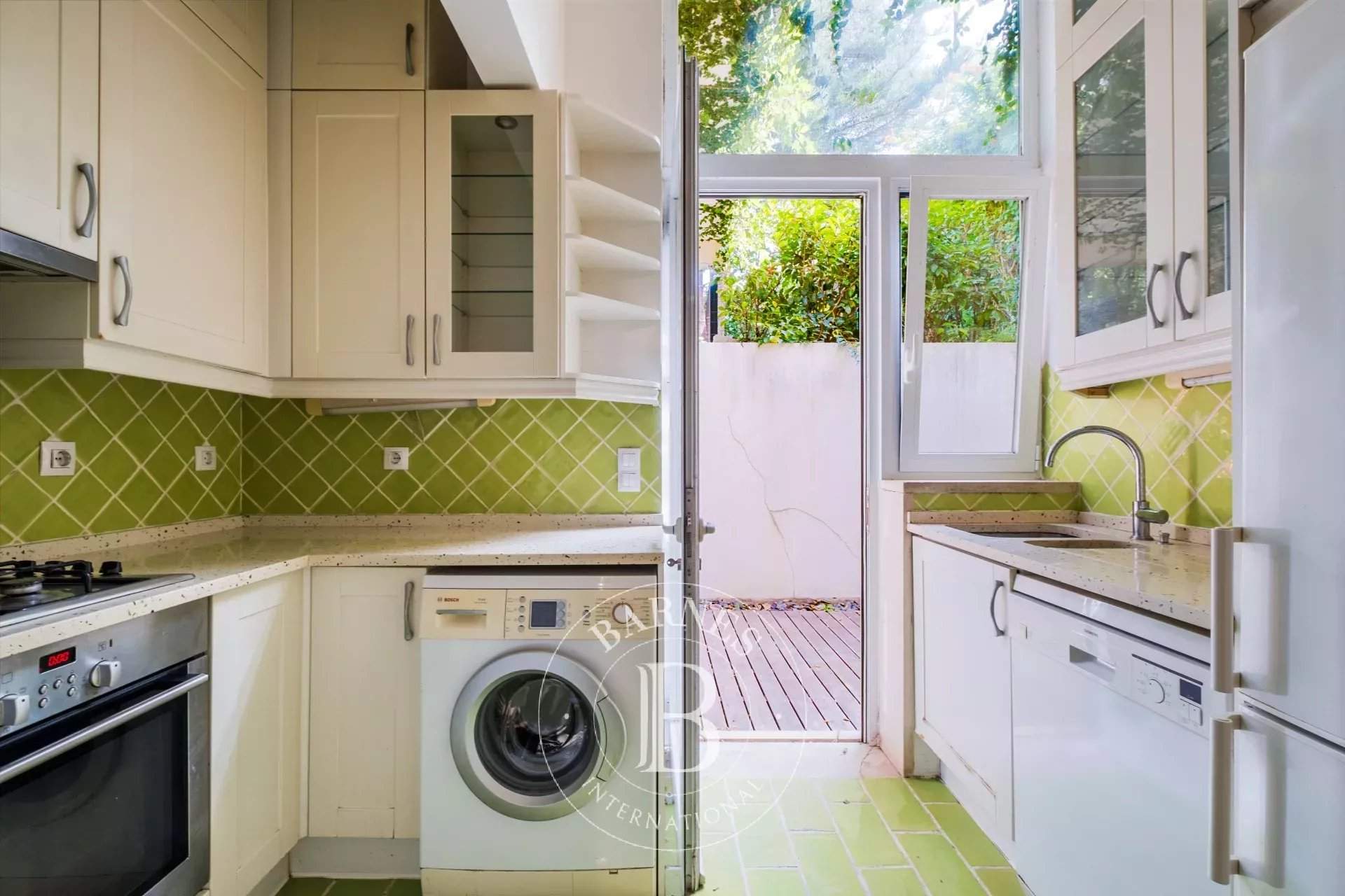 Avenidas Novas  - Apartment 2 Bedrooms - picture 16