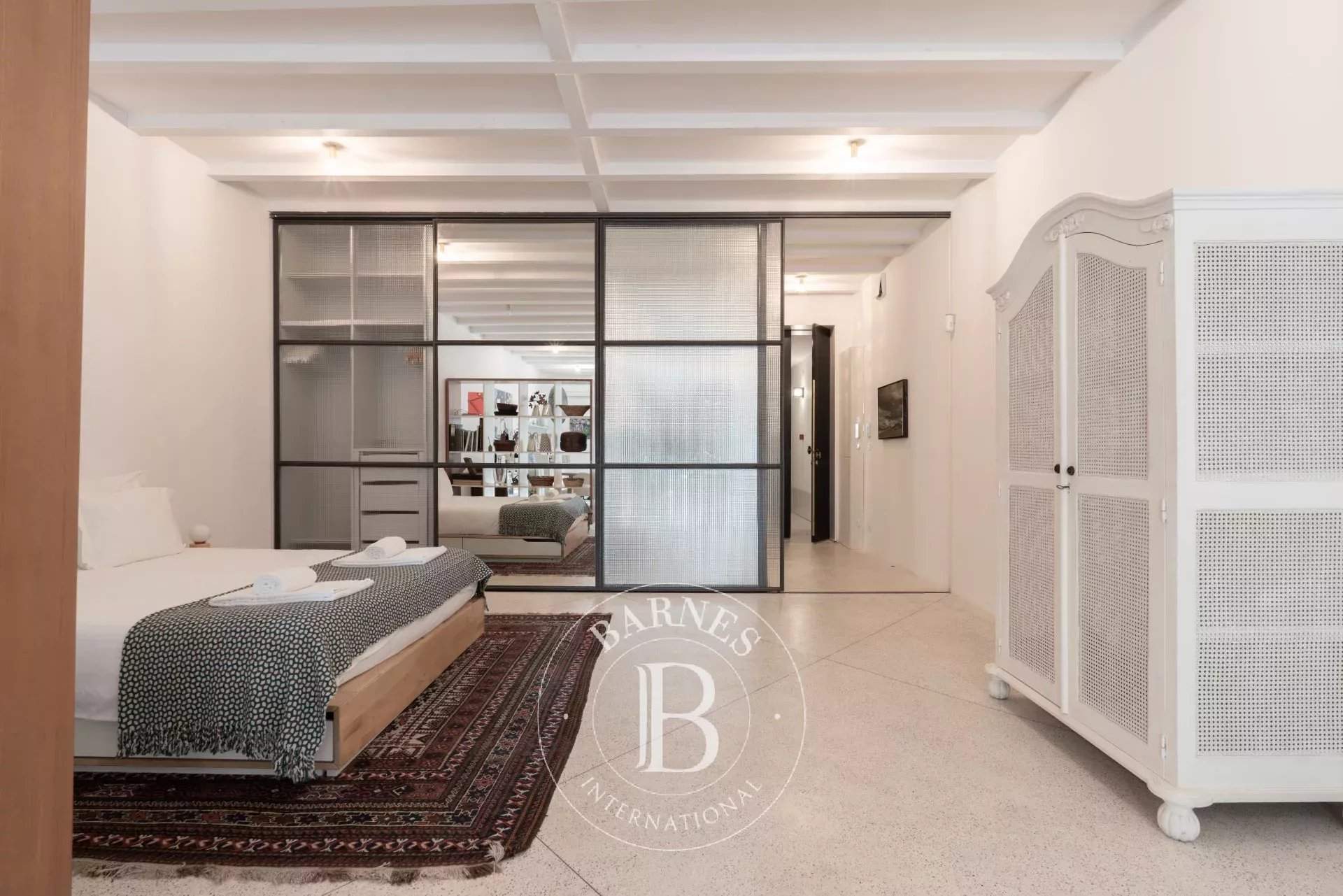   - Studio 1 Bedroom - picture 10