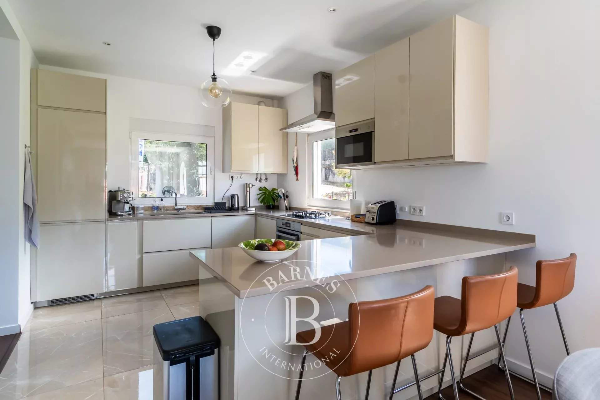 Lisboa  - Maison 5 Pi&egrave;ces 3 Chambres - picture 7