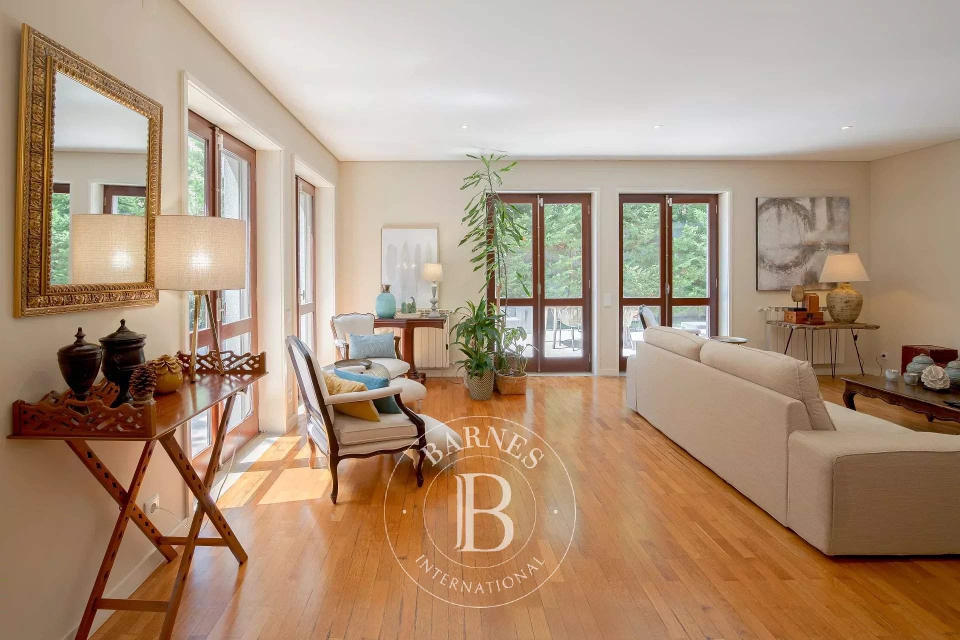 Matosinhos e Leça da Palmeira  - Casa 7 Cuartos 4 Habitaciones - picture 1