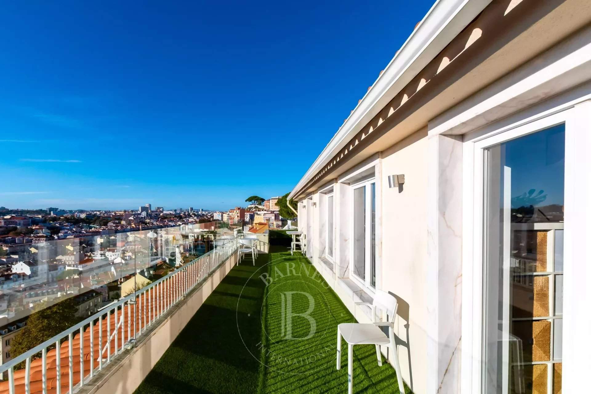 Lisboa  - Apartment 3 Bedrooms - picture 8