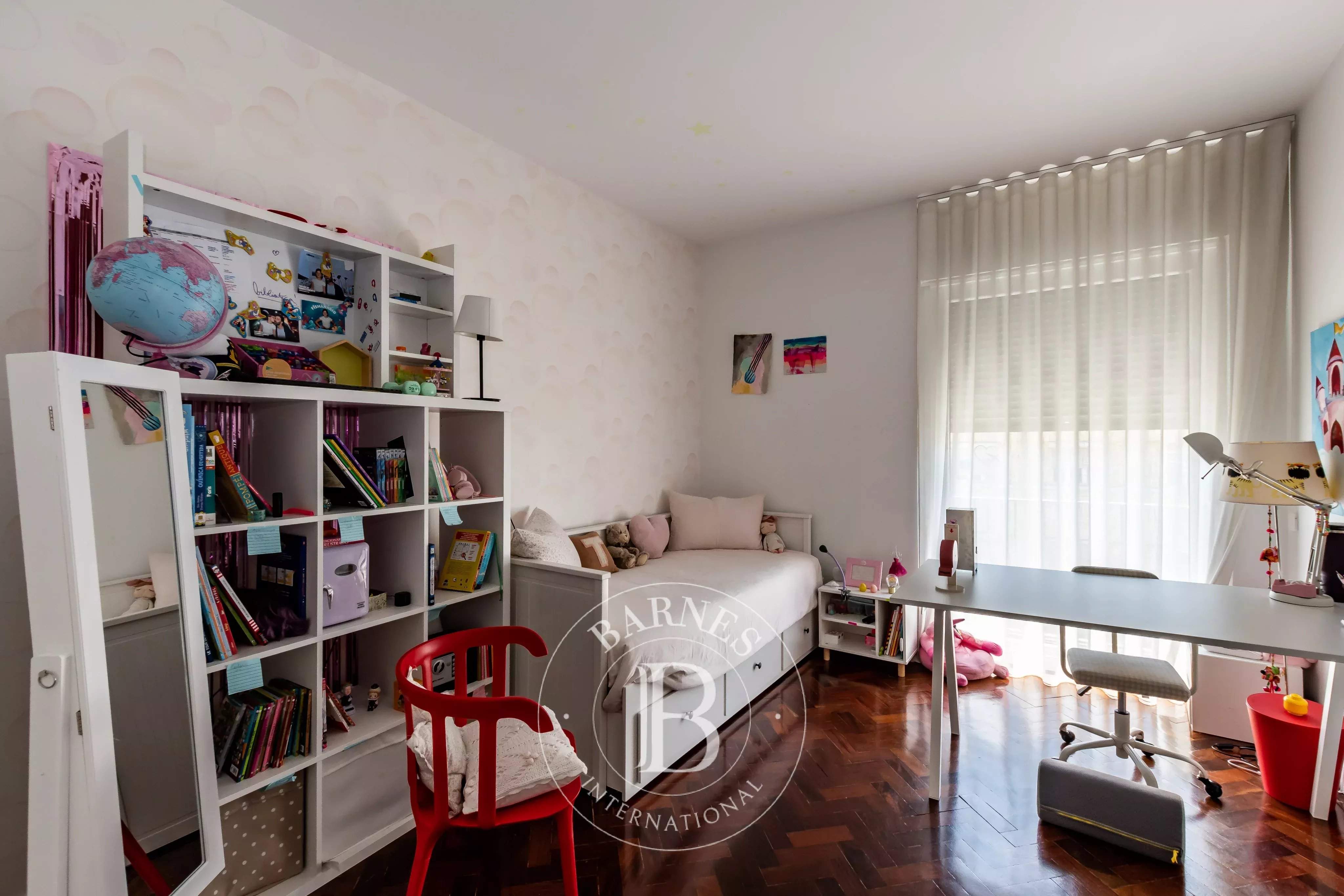 Avenidas Novas  - Appartement 5 Pi&egrave;ces 4 Chambres - picture 10
