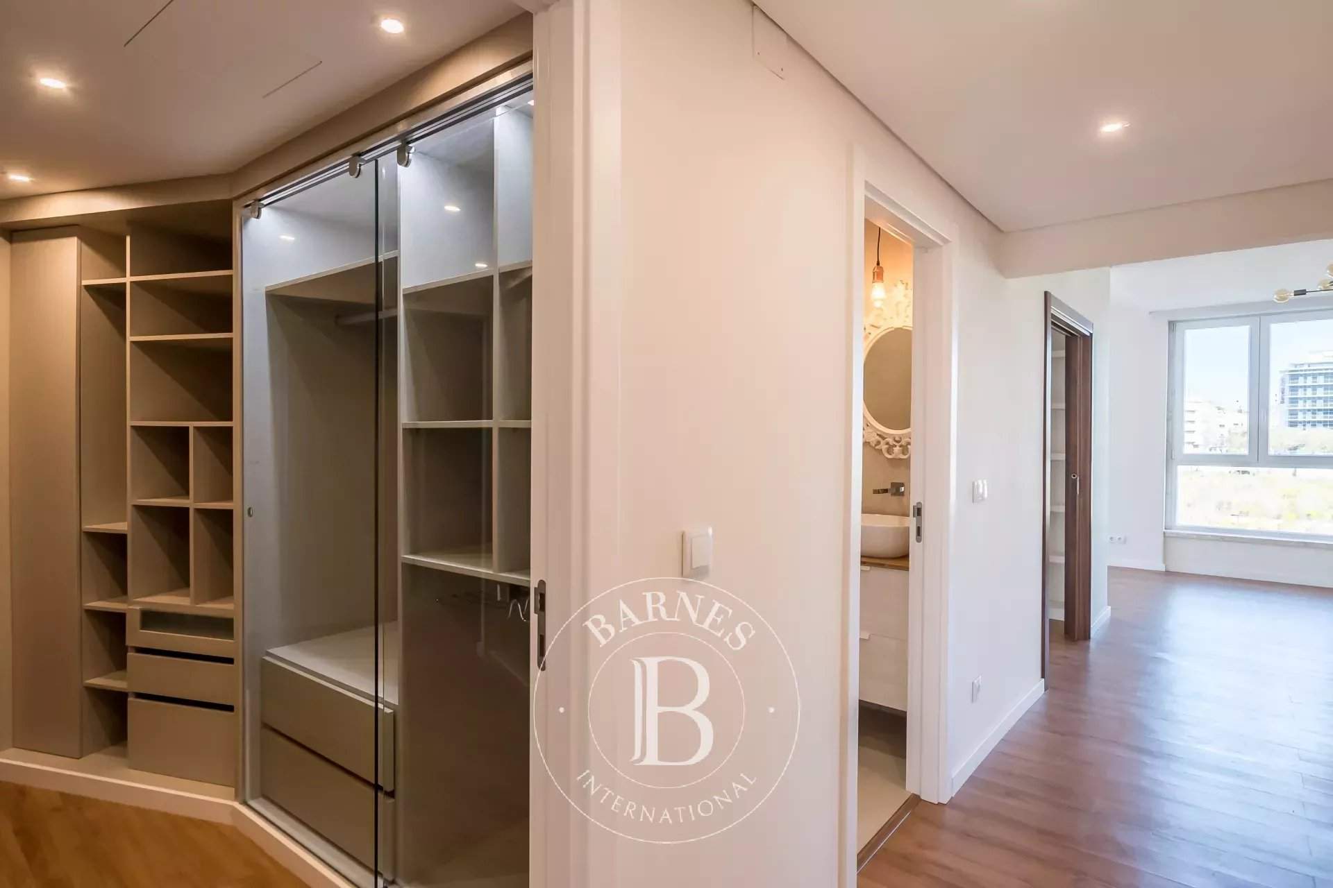 Campolide  - Appartement 4 Pièces 3 Chambres - picture 6