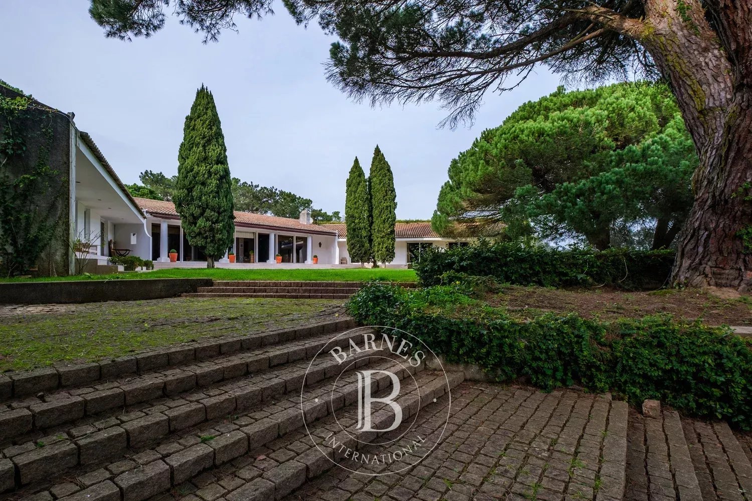 Cascais e Estoril  - House 8 Bedrooms - picture 2