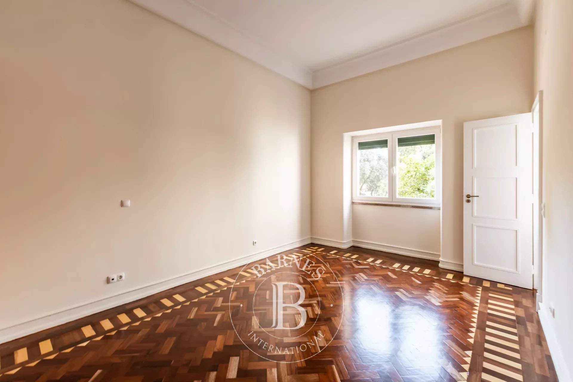 Areeiro  - Apartment 5 Bedrooms - picture 13