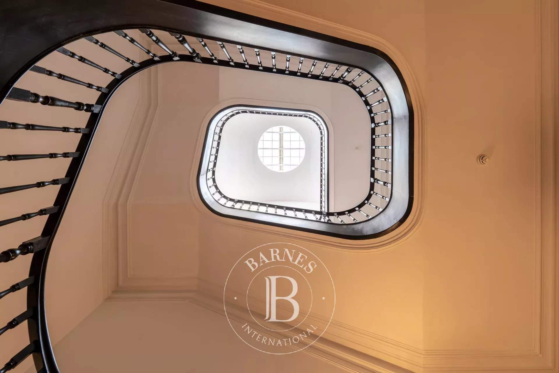   - Studio 1 Bedroom - picture 14