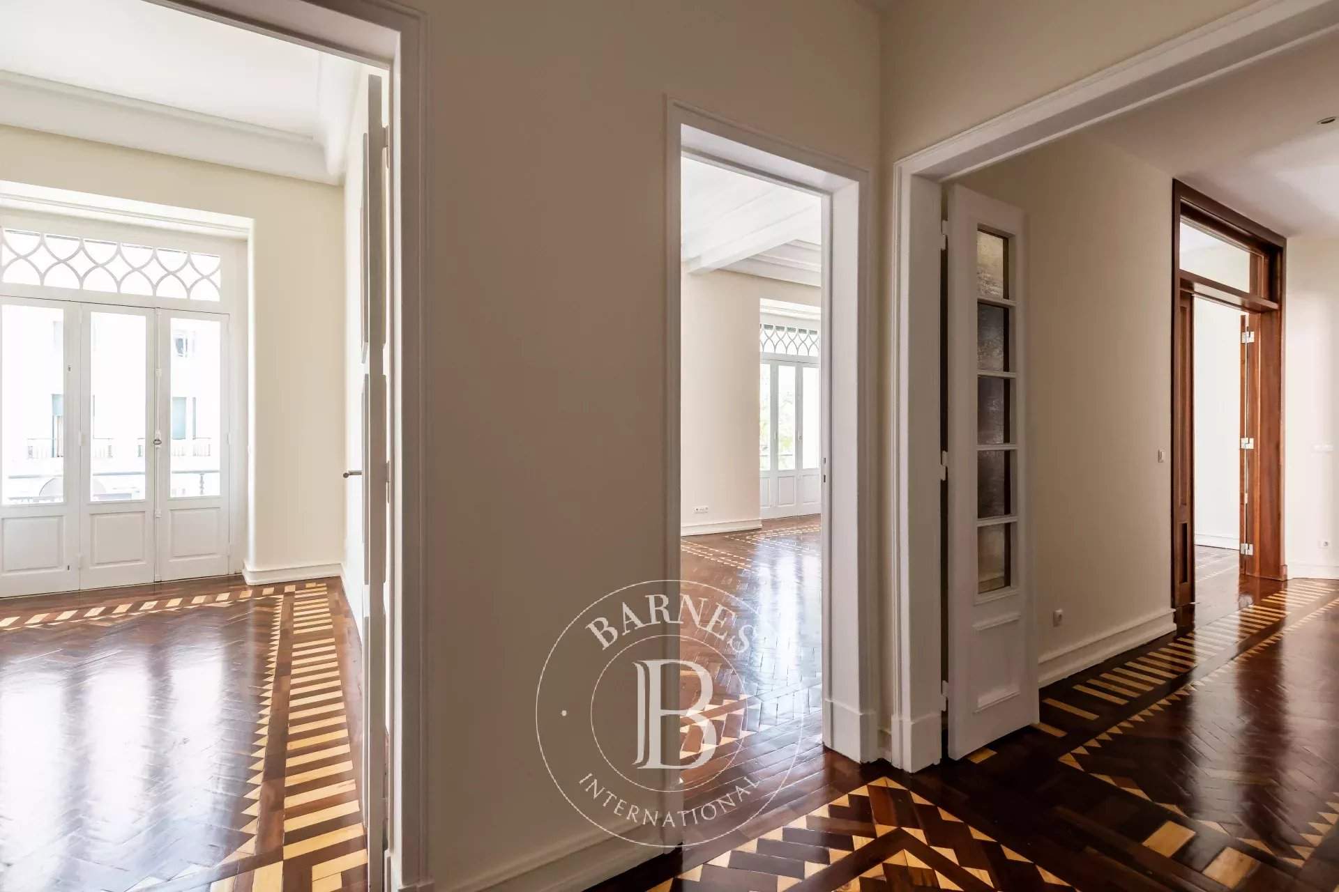 Areeiro  - Apartment 5 Bedrooms - picture 6