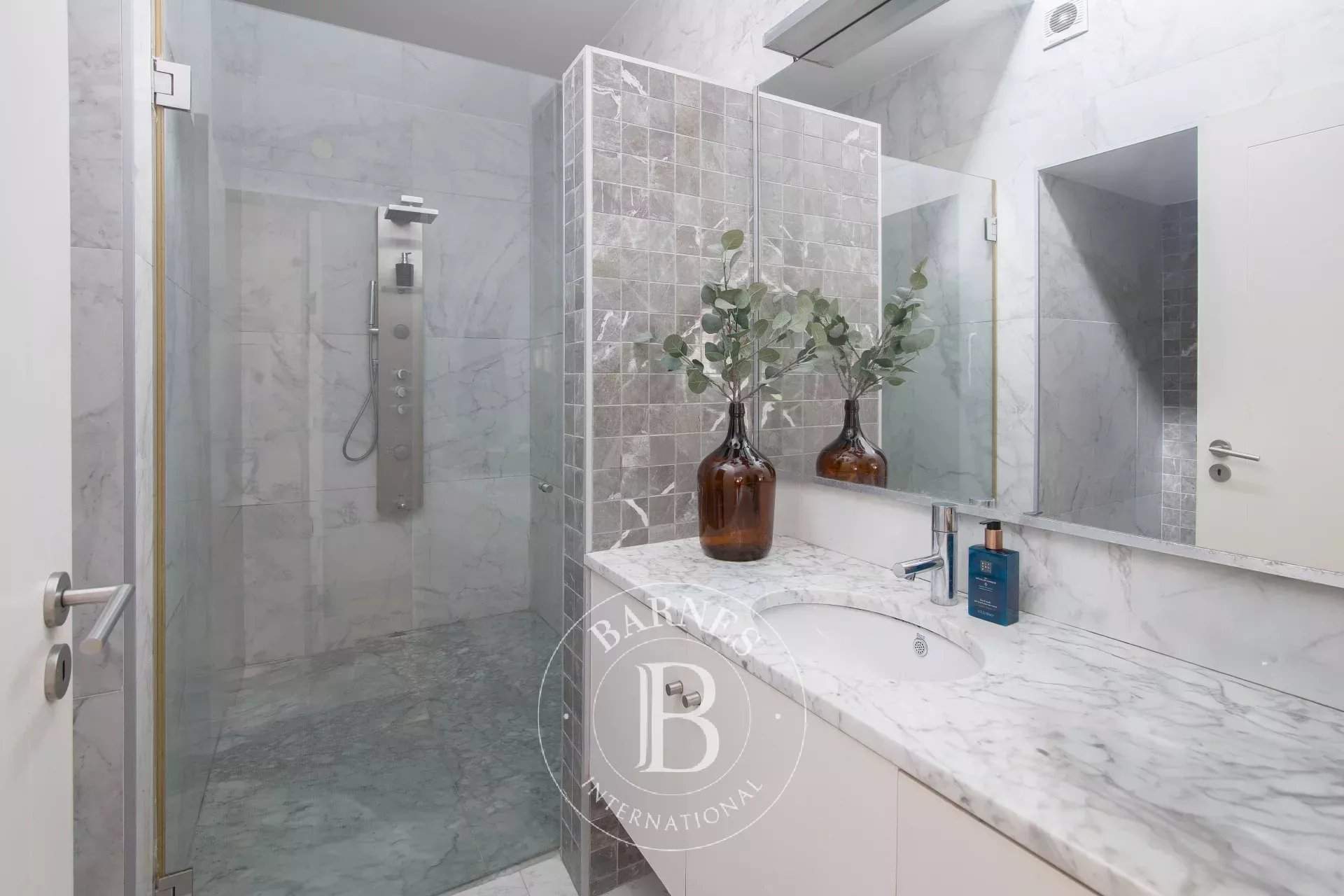 Matosinhos e Leça da Palmeira  - Casa 4 Cuartos 3 Habitaciones - picture 13