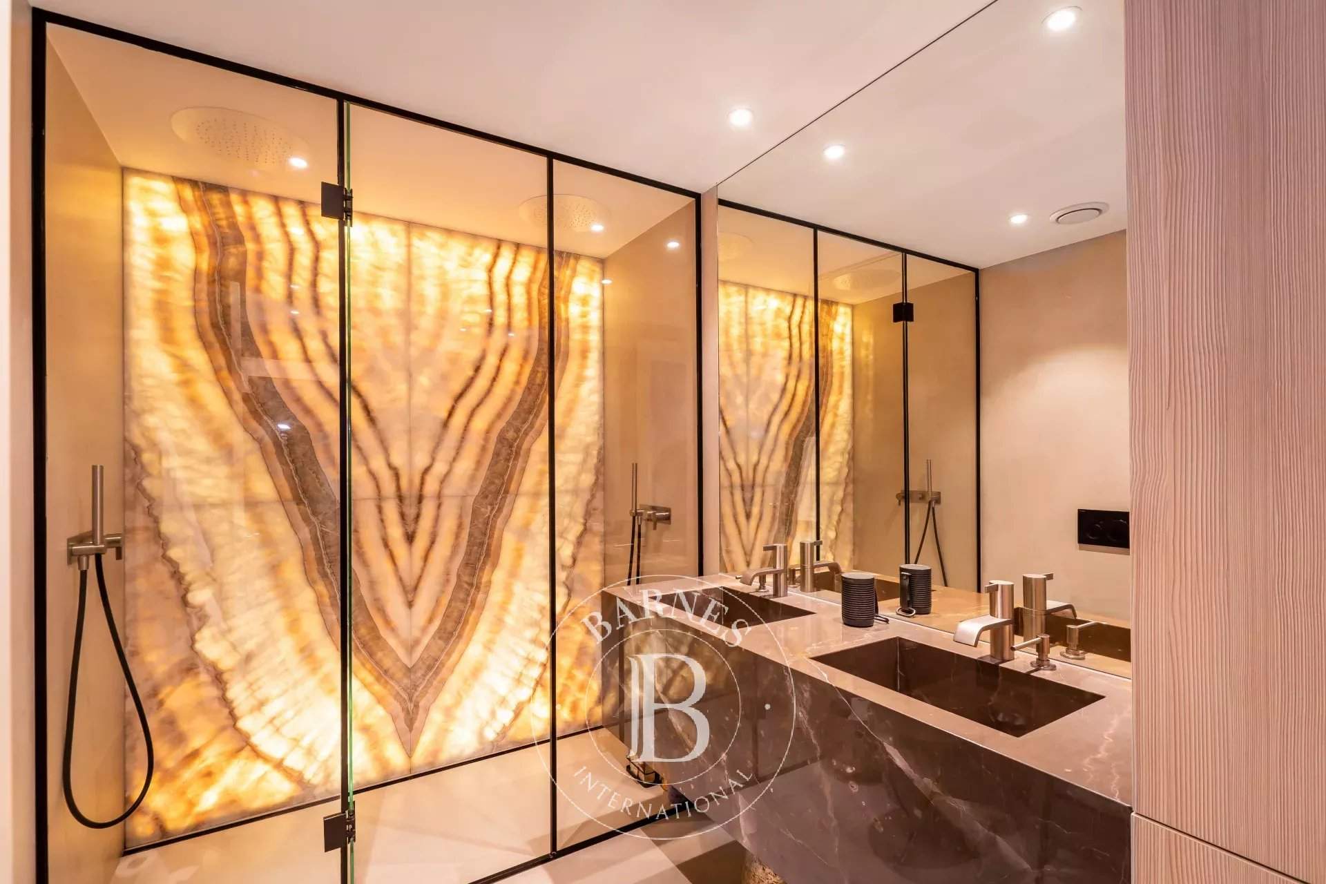 Misericórdia  - Appartement 5 Pi&egrave;ces 4 Chambres - picture 10