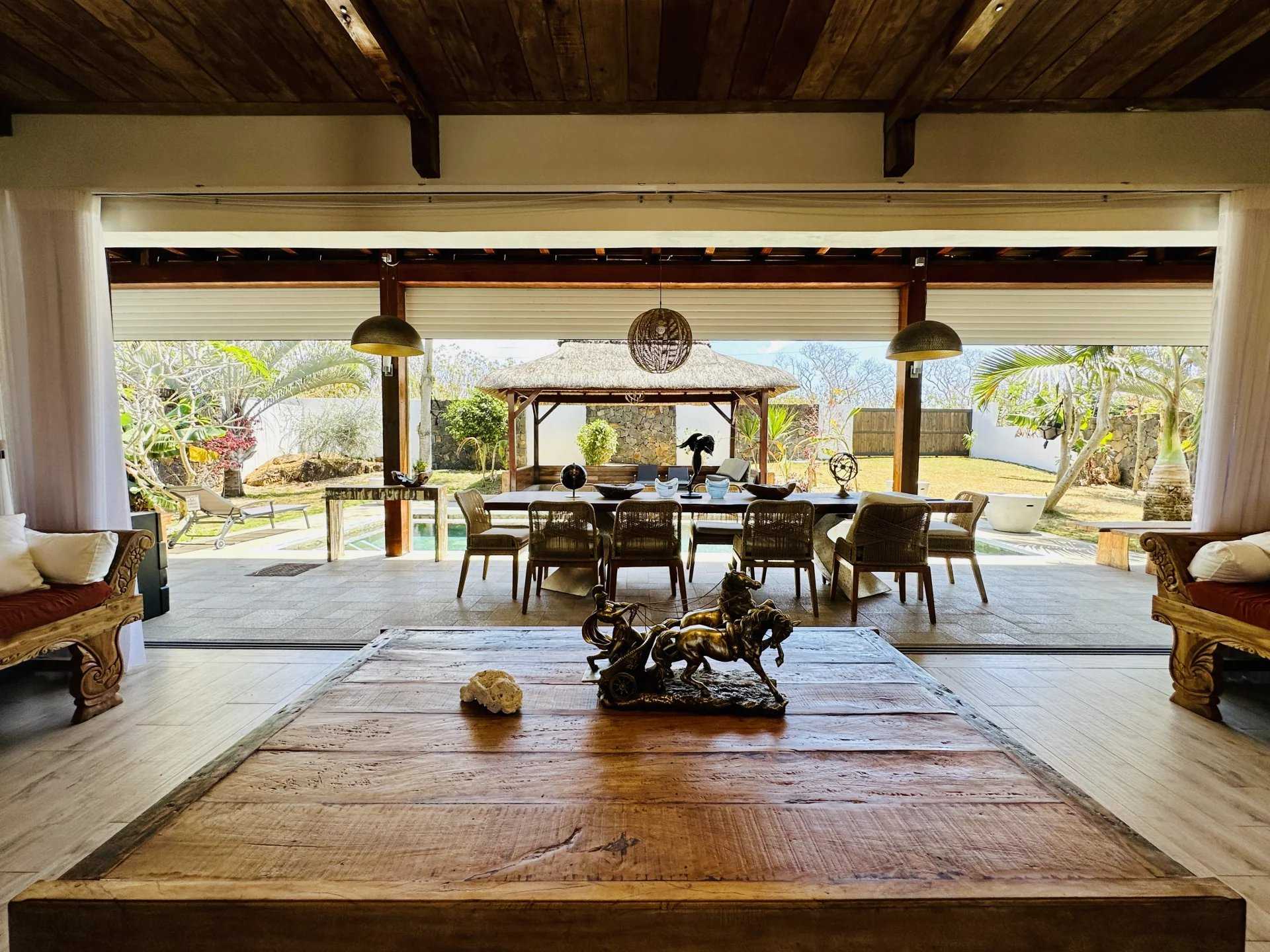 Grand Baie  - Villa 6 Pi&egrave;ces 6 Chambres