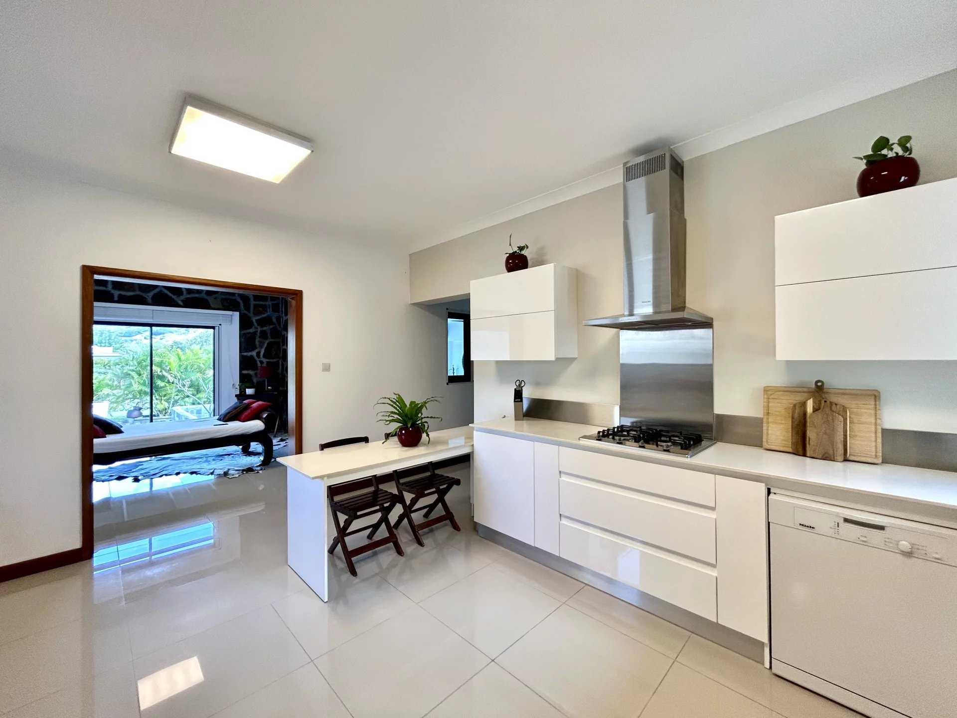 Rivière Noire  - Villa 5 Bedrooms