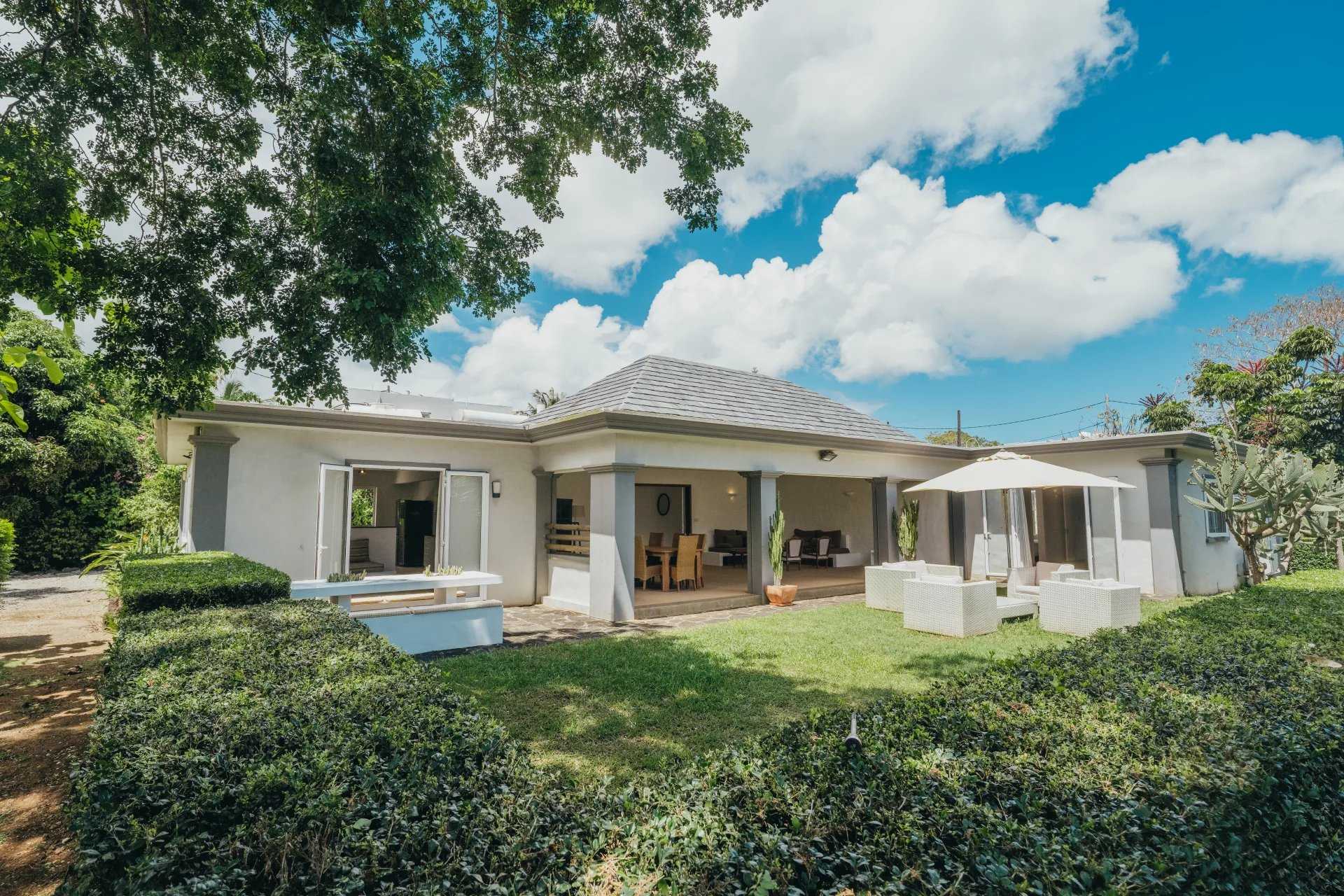 Petit Raffray  - Propriété 6 Pi&egrave;ces 4 Chambres