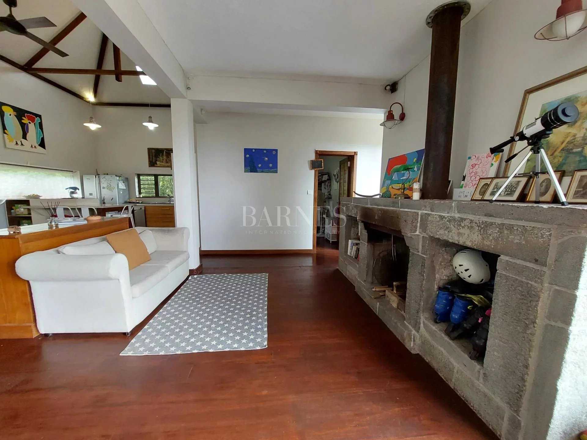 Curepipe  - House 4 Bedrooms