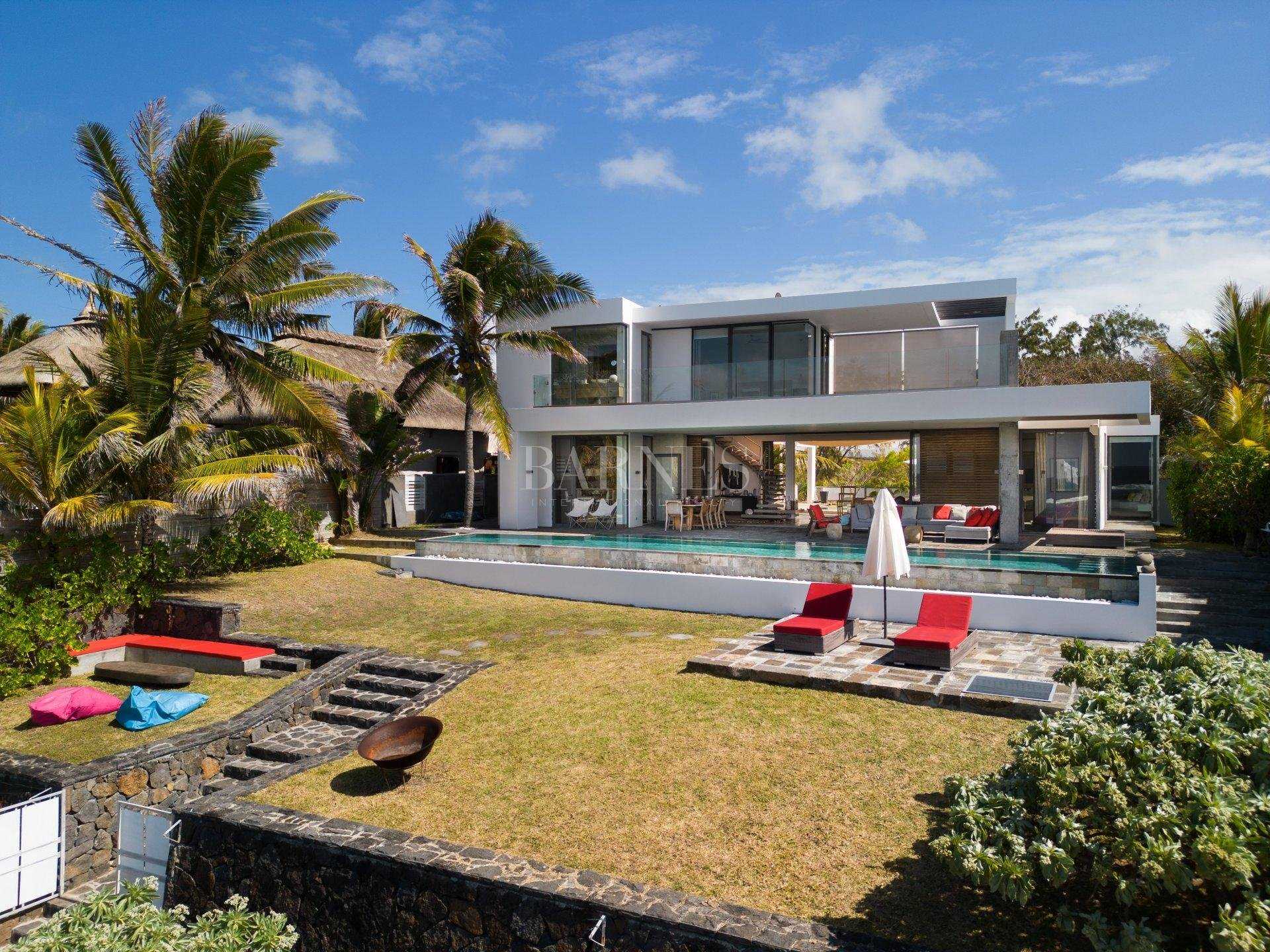 Villa Roches Noires