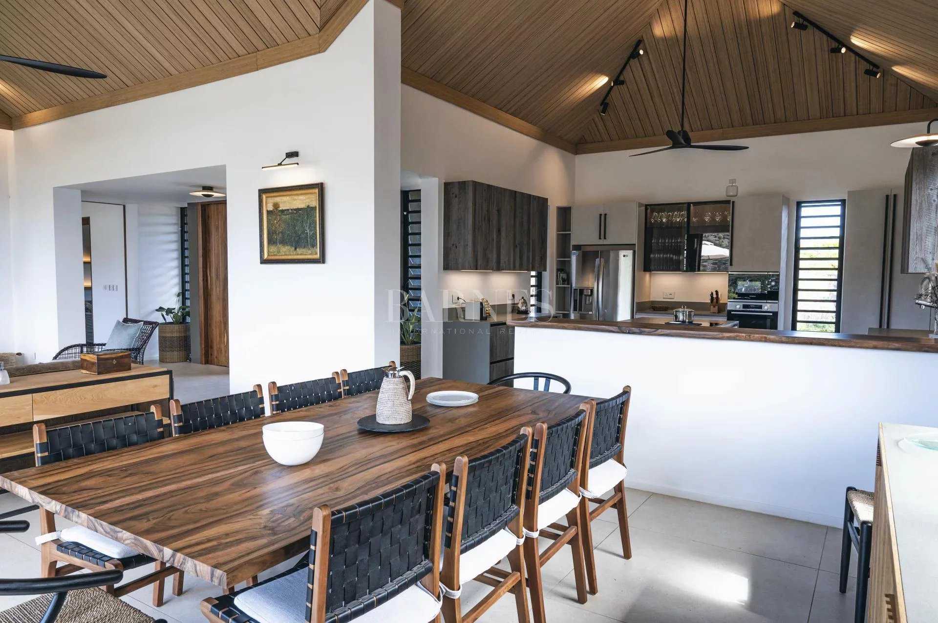 Rivière Noire  - Villa 5 Bedrooms