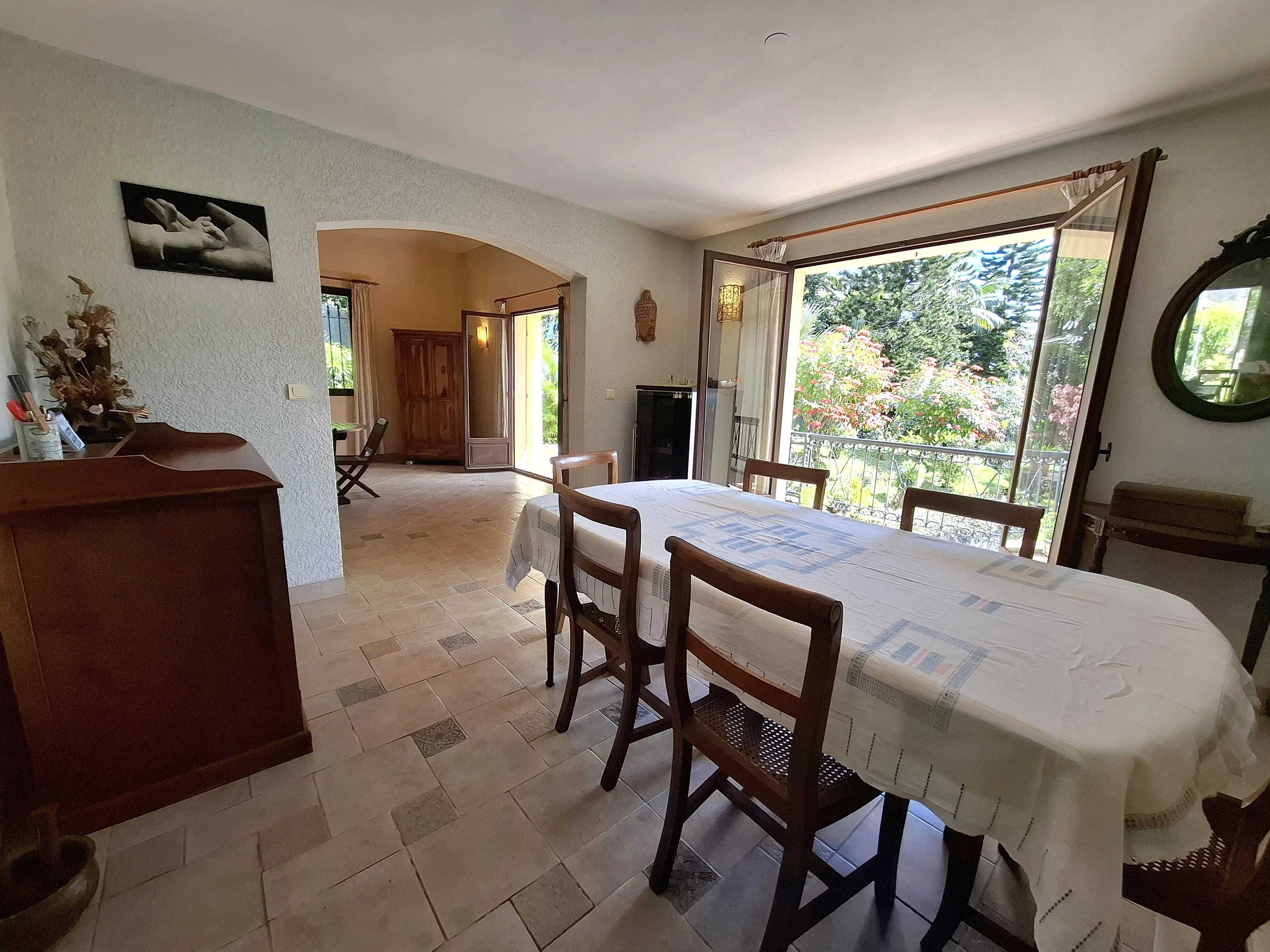 Floréal  - Maison 10 Pi&egrave;ces 5 Chambres