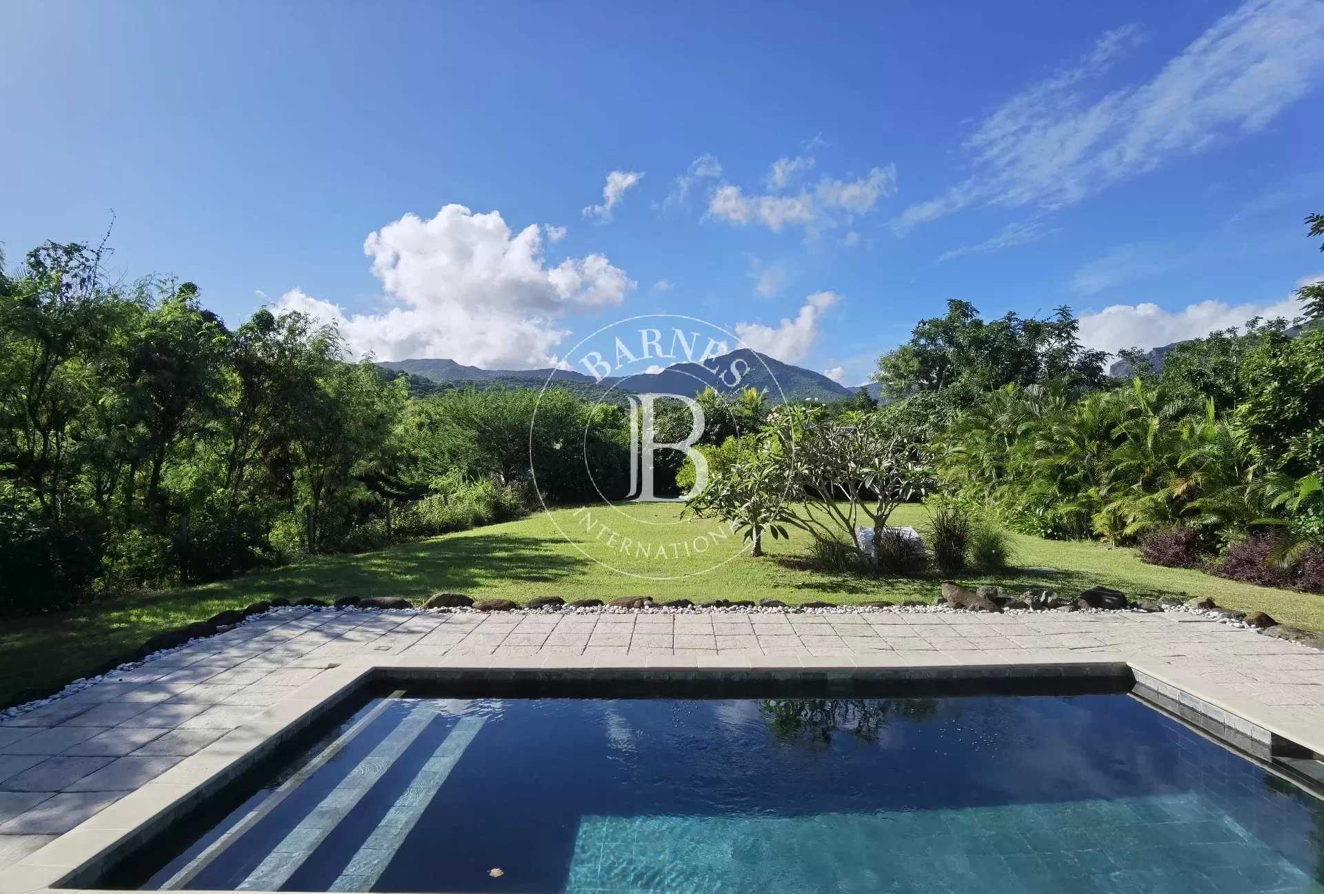 Rivière Noire  - Villa 4 Bedrooms