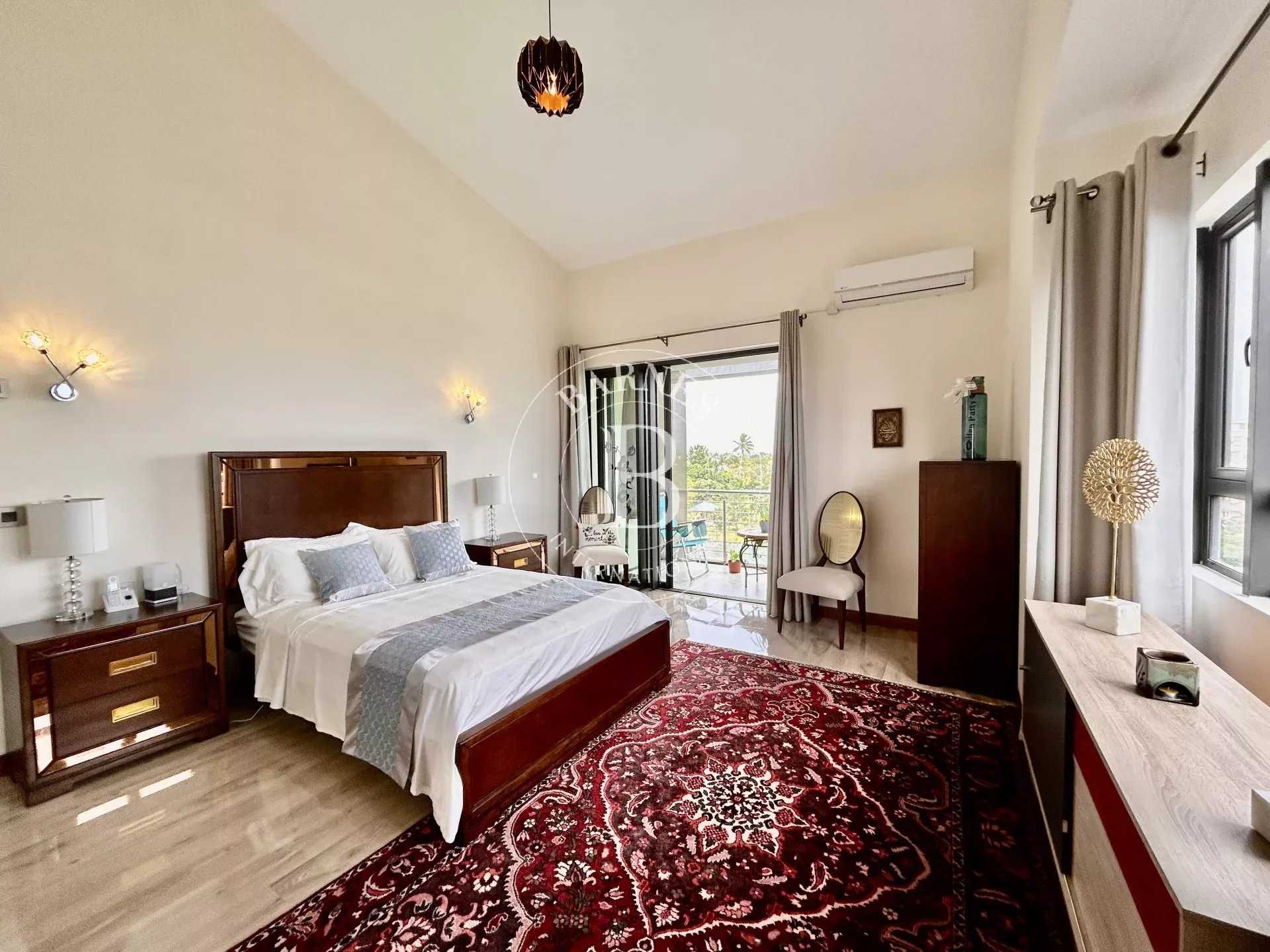 Quatre Bornes  - Penthouse 4 Bedrooms