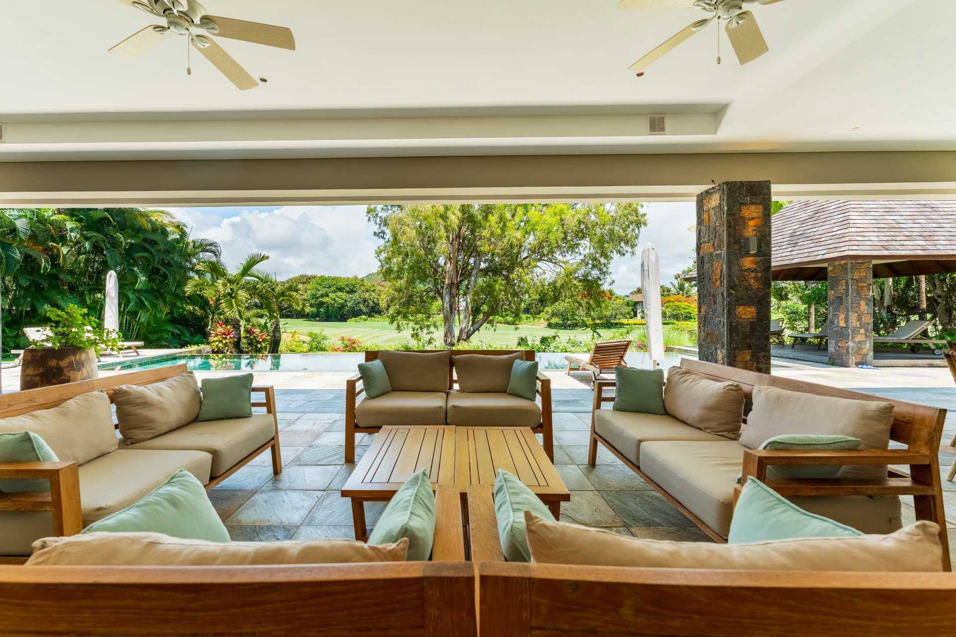 Beau Champ  - Villa 5 Bedrooms