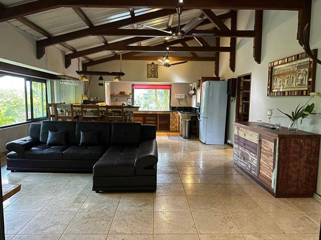 Sébastopol  - Chalet 5 Pi&egrave;ces 4 Chambres