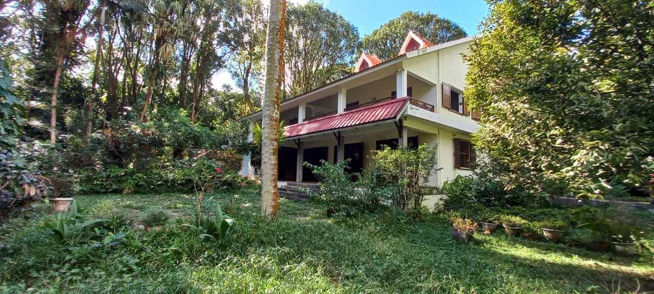 BARNES Luxury Properties for sale Vacoas, Mauritius