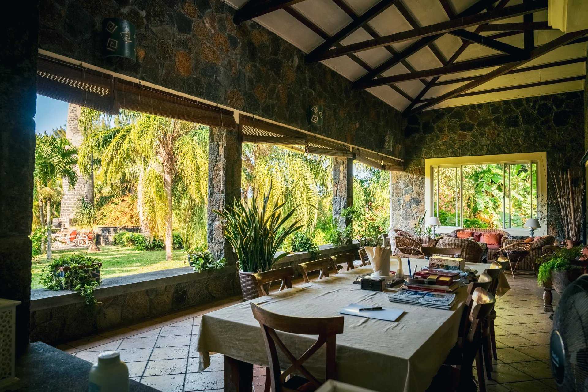 Goodlands  - Maison 10 Pi&egrave;ces 9 Chambres