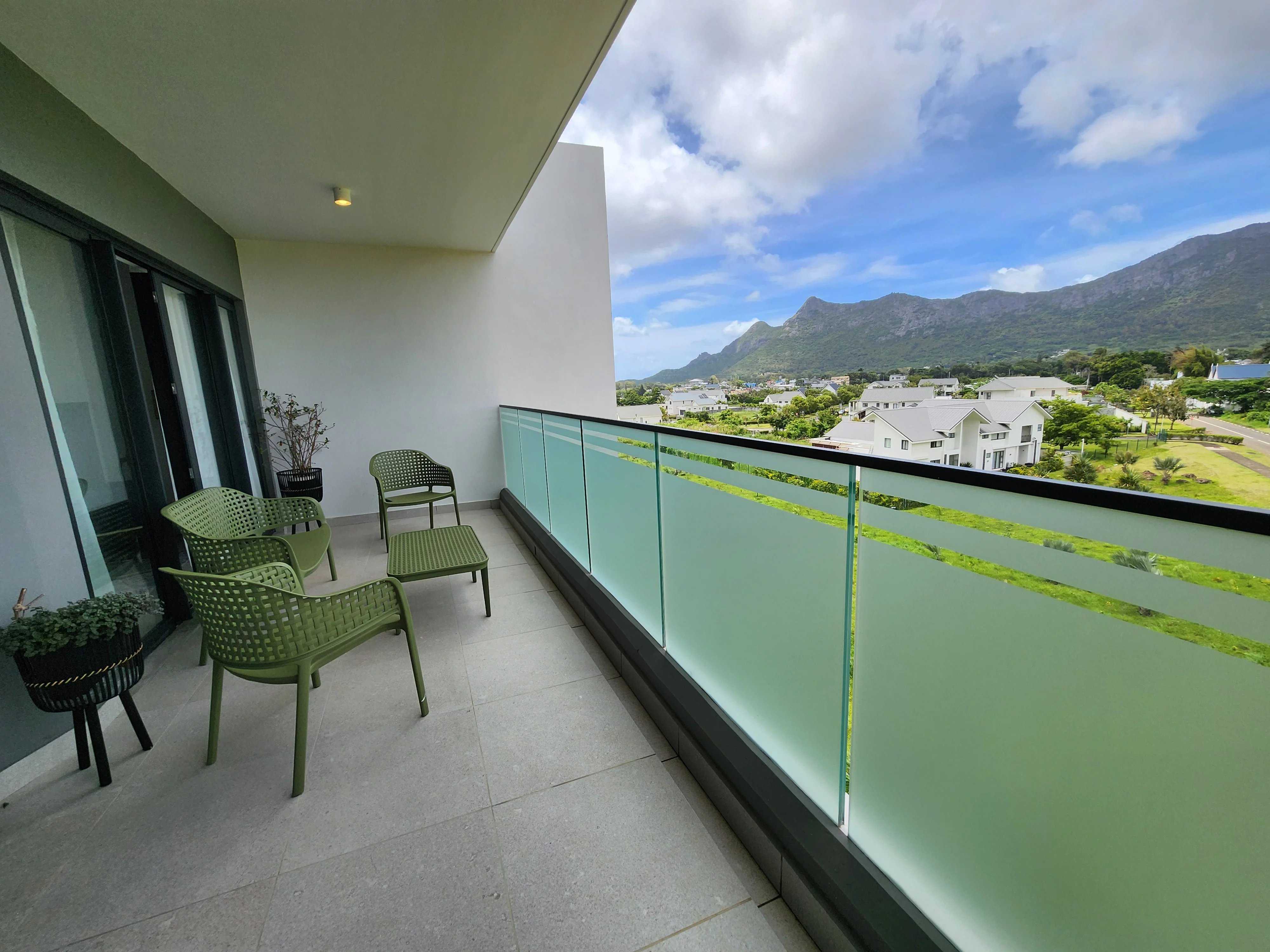 Moka  - Ático 4 Cuartos 3 Habitaciones