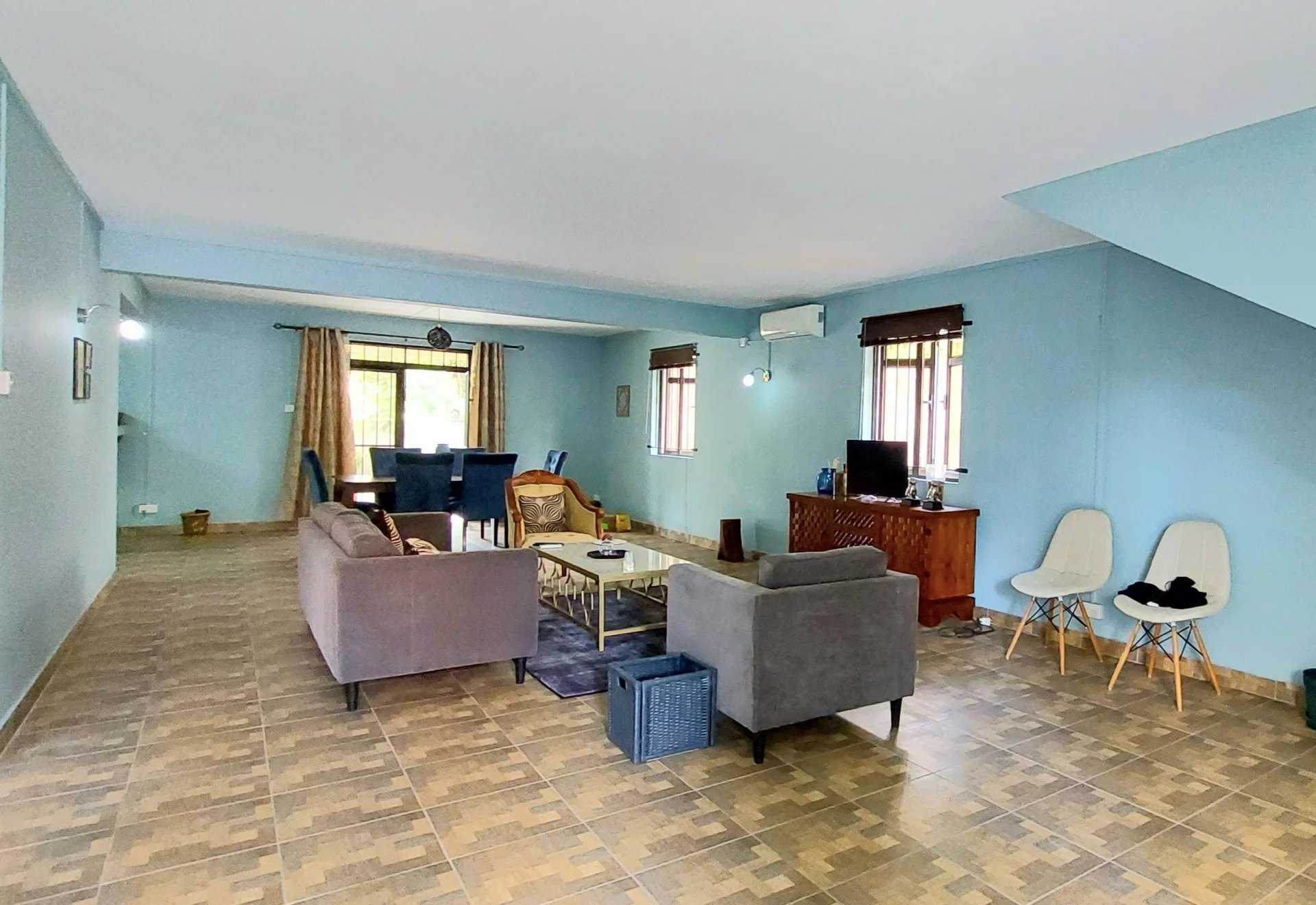 Grand Baie  - Villa 5 Pi&egrave;ces 4 Chambres