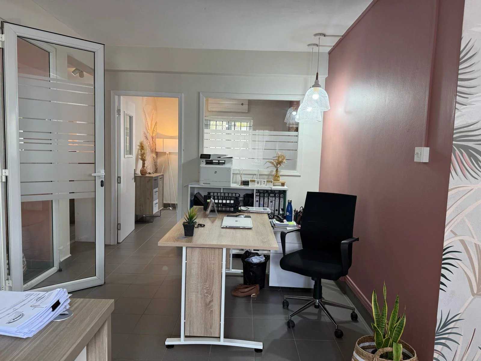 Tamarin  - Bureaux 5 Pi&egrave;ces