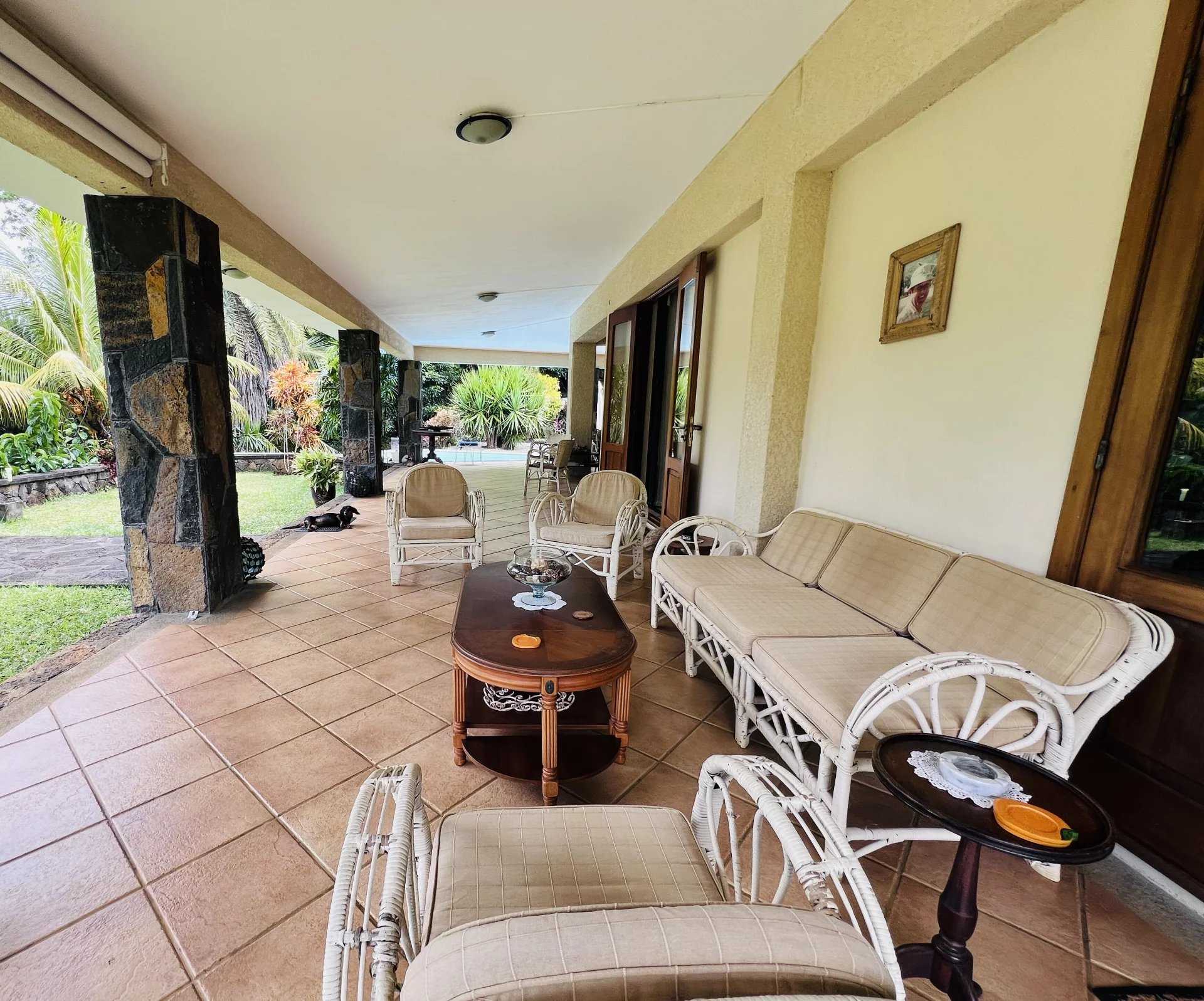 Bras d'Eau  - Propriété 8 Pi&egrave;ces 5 Chambres