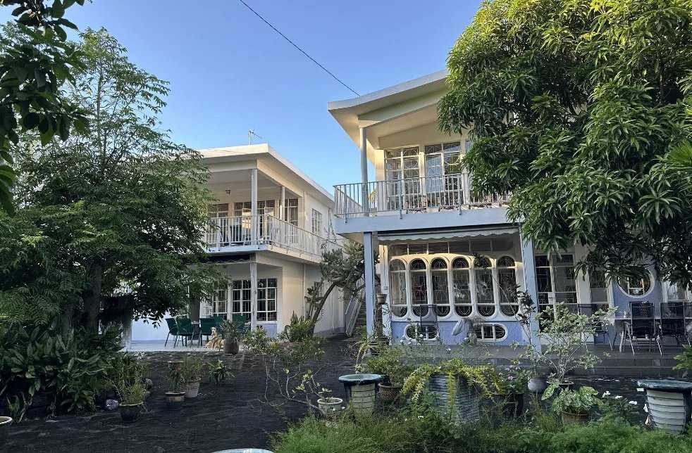 Roches Noires  - Property 7 Bedrooms