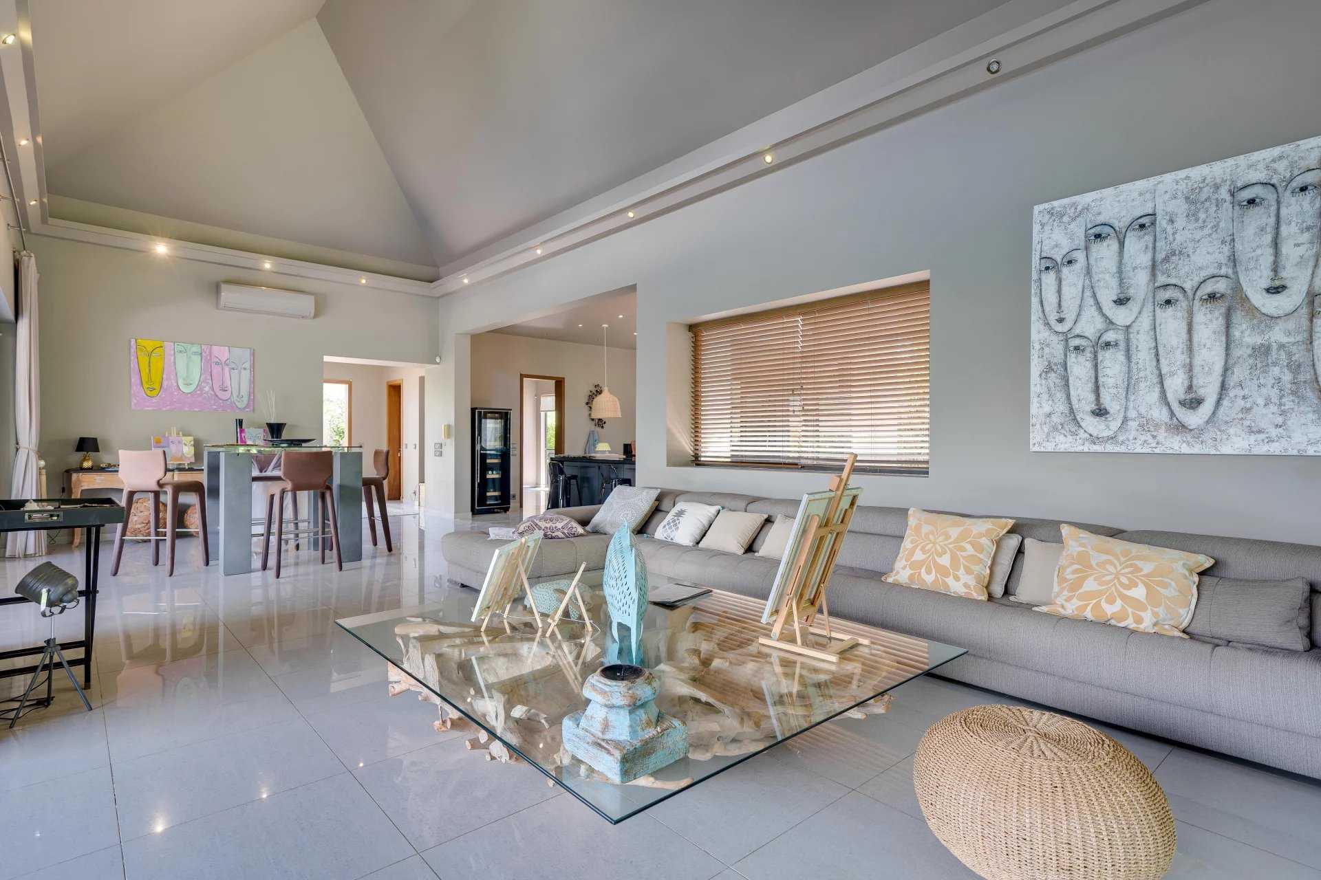 Grand Baie  - Villa 4 Bedrooms