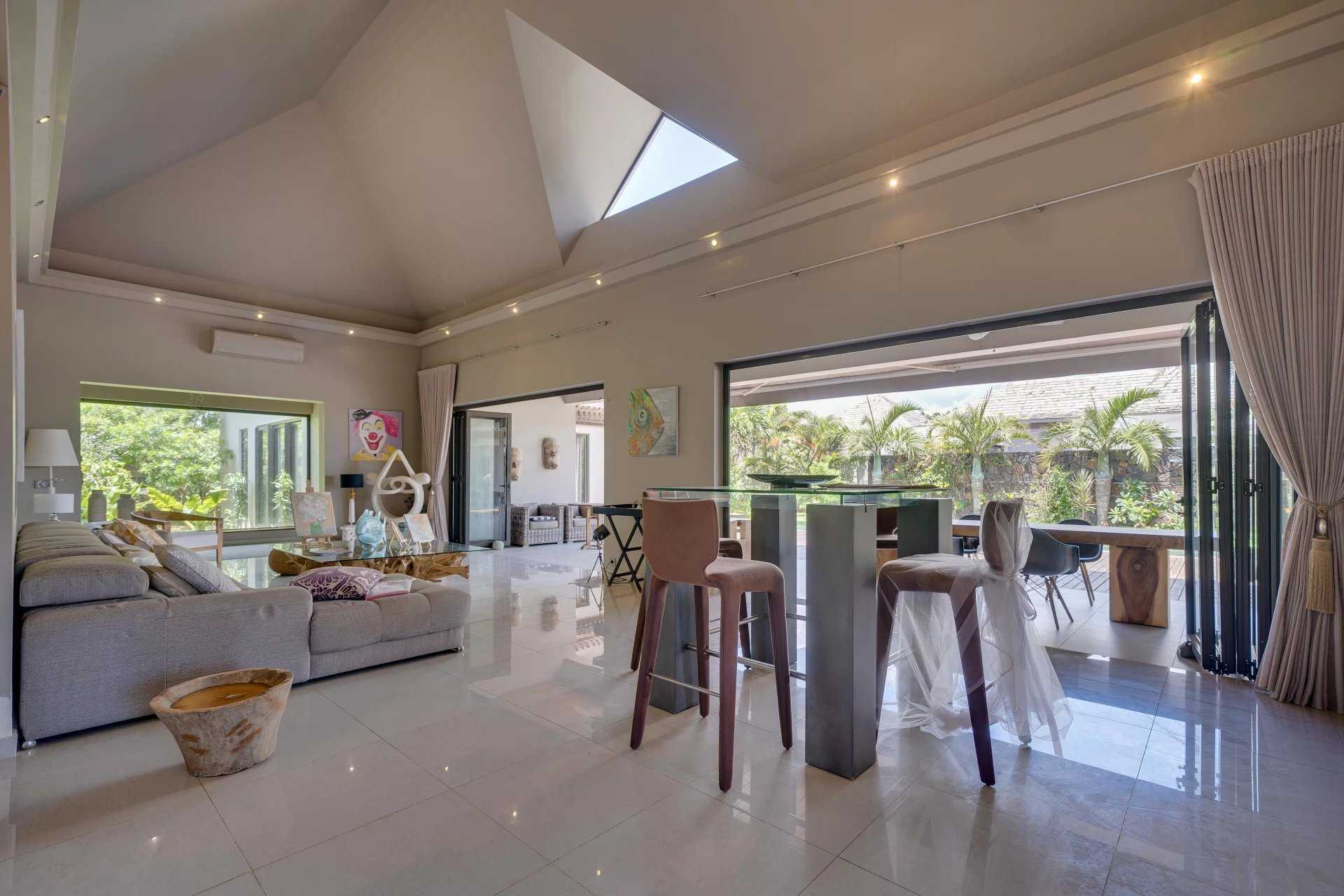 Grand Baie  - Villa 4 Bedrooms