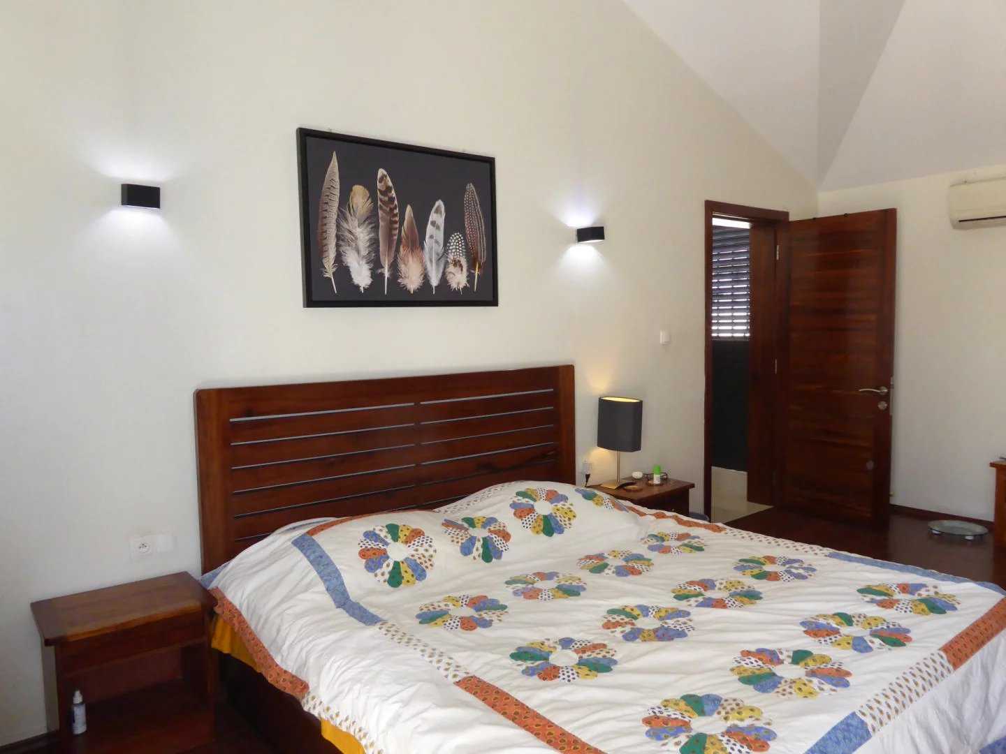 Balaclava  - Villa 4 Bedrooms