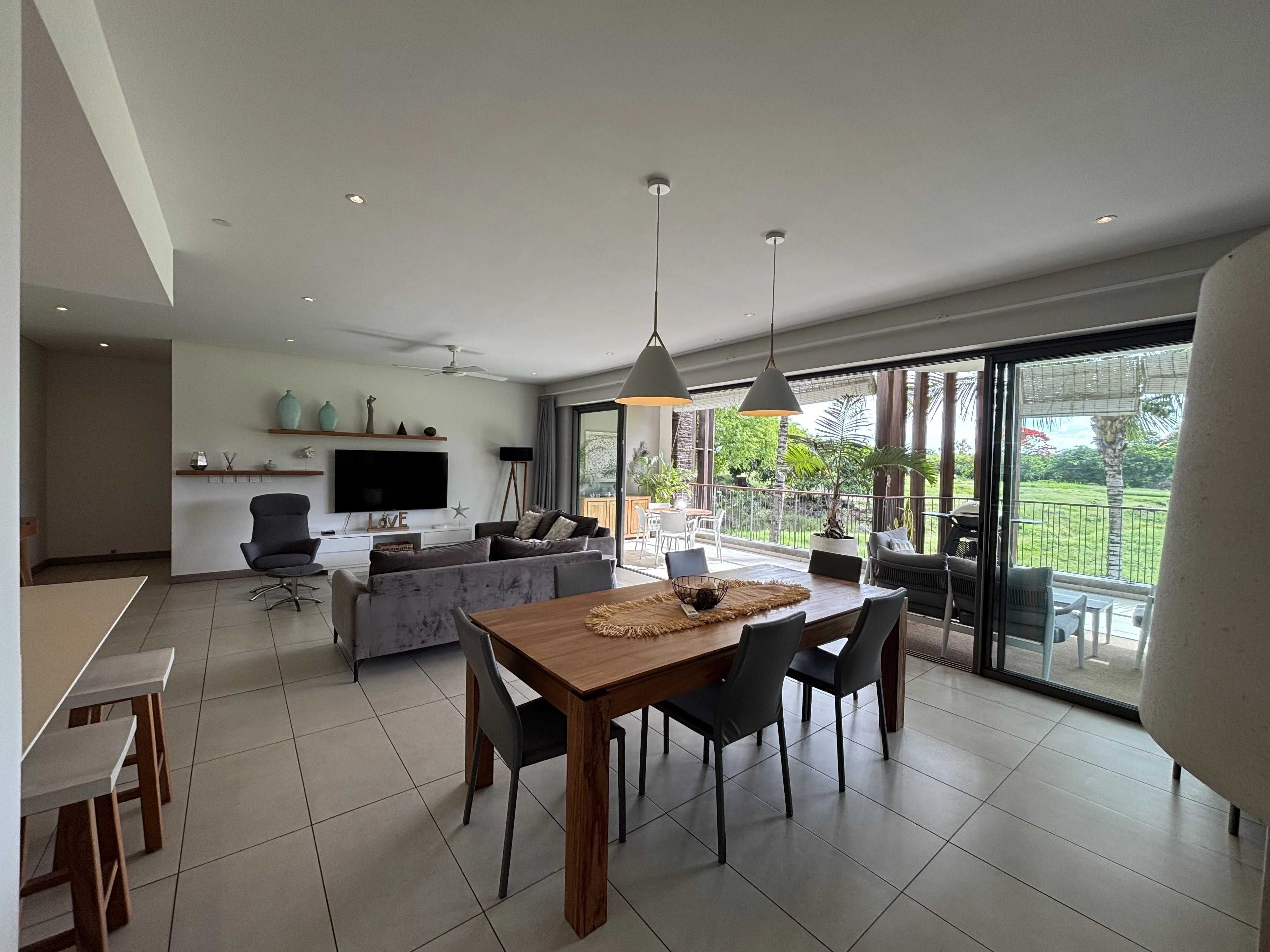 Grand Baie  - Appartement 3 Pi&egrave;ces 2 Chambres