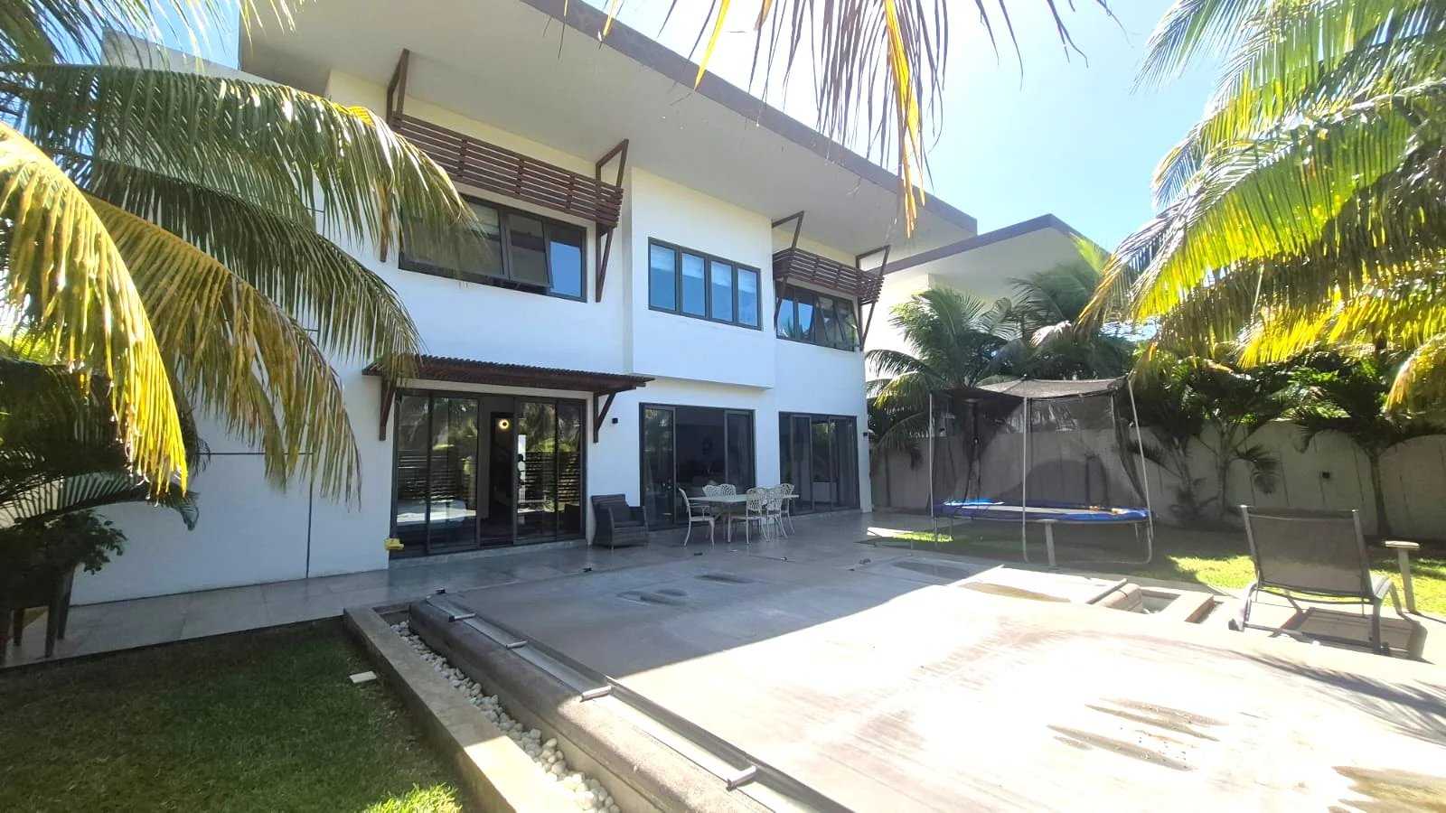 Grand Baie  - Villa 5 Pi&egrave;ces 3 Chambres