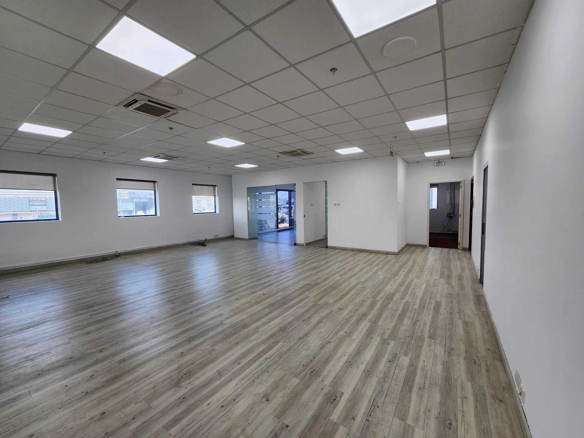 Ebène  - Oficinas 15 Cuartos