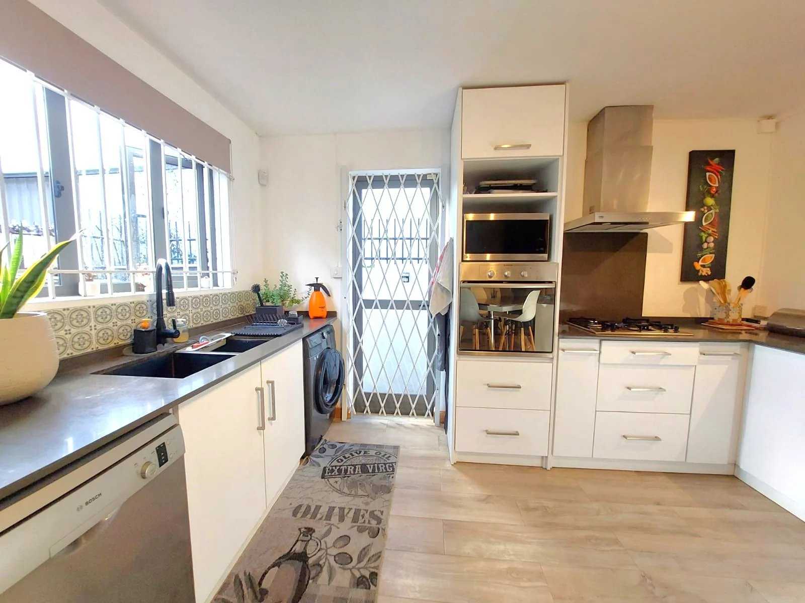 Pereybère  - Maison 5 Pi&egrave;ces 4 Chambres