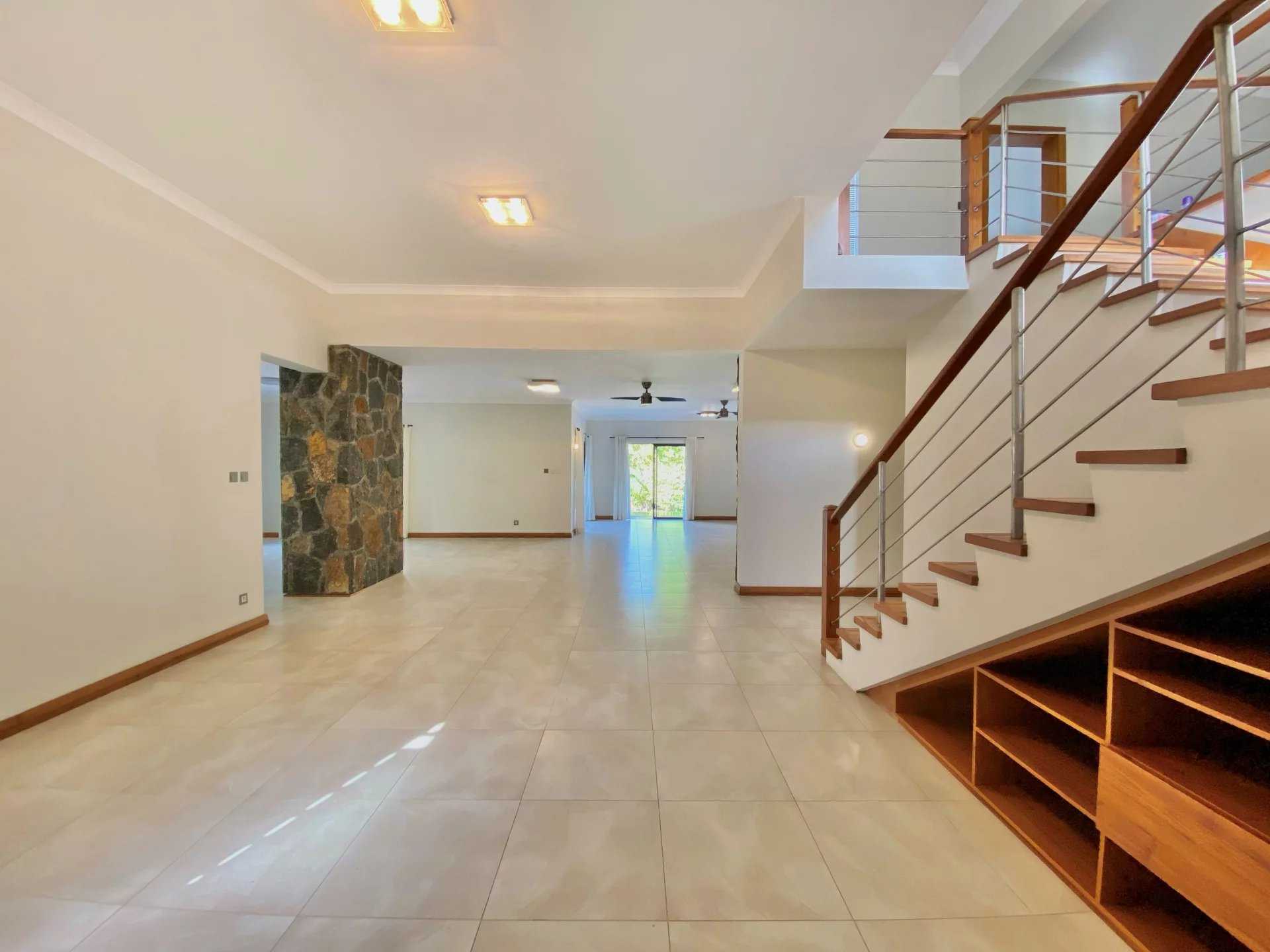 Rivière Noire  - Villa 6 Bedrooms