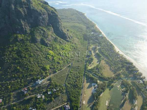 Residential land Le Morne Brabant  -  ref 5282172 (picture 3)